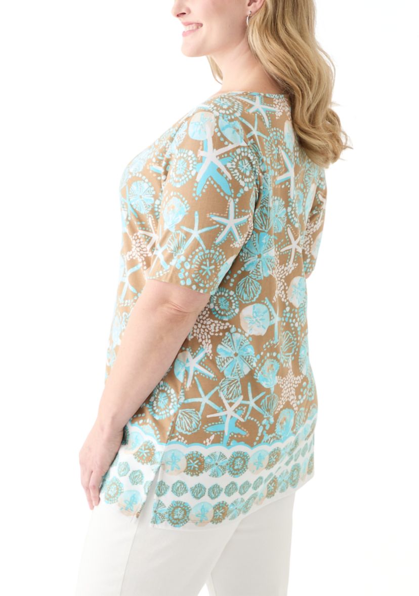 Plus Size Keyhole Border Printed Top