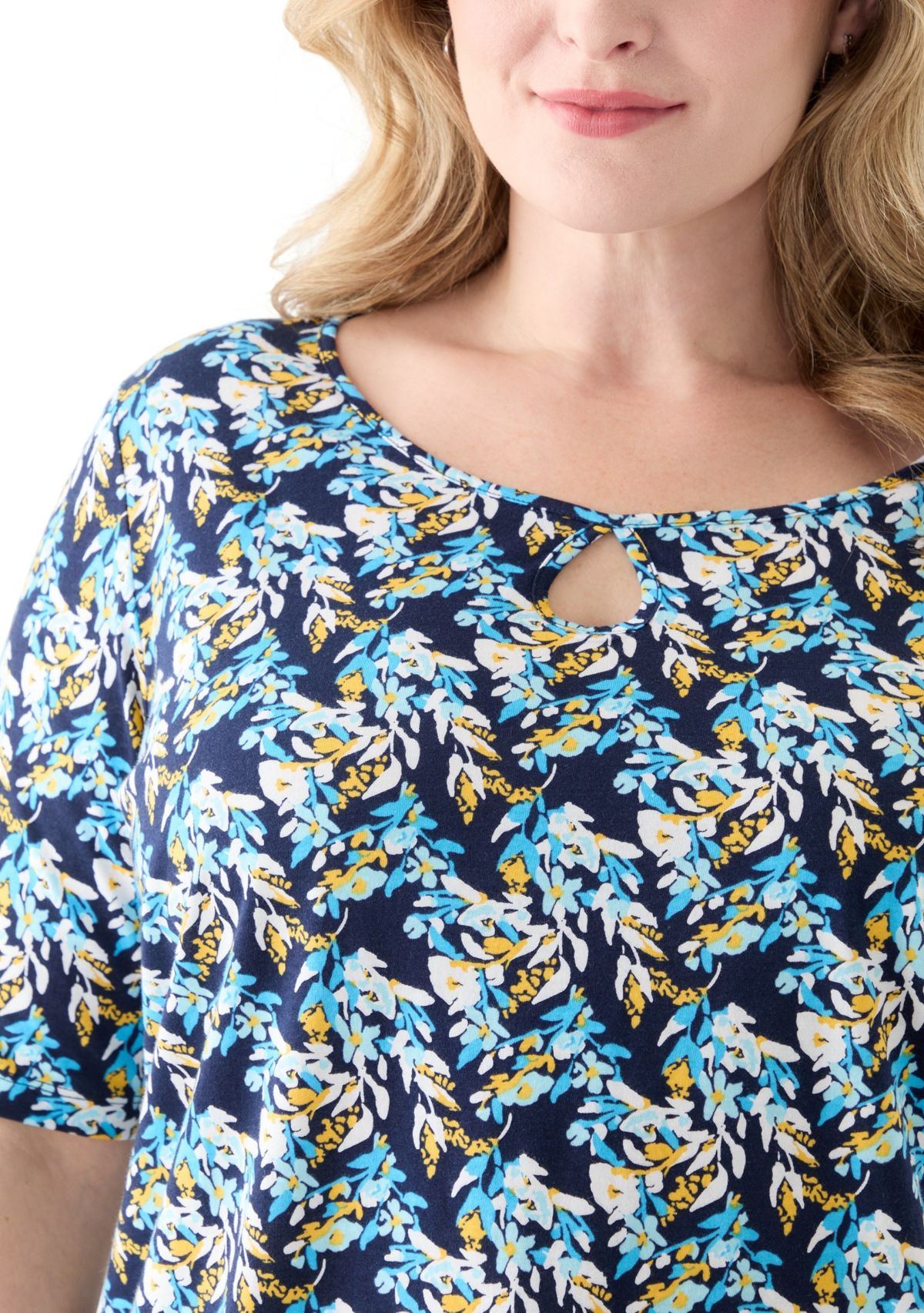 Plus Size Printed Keyhole Top