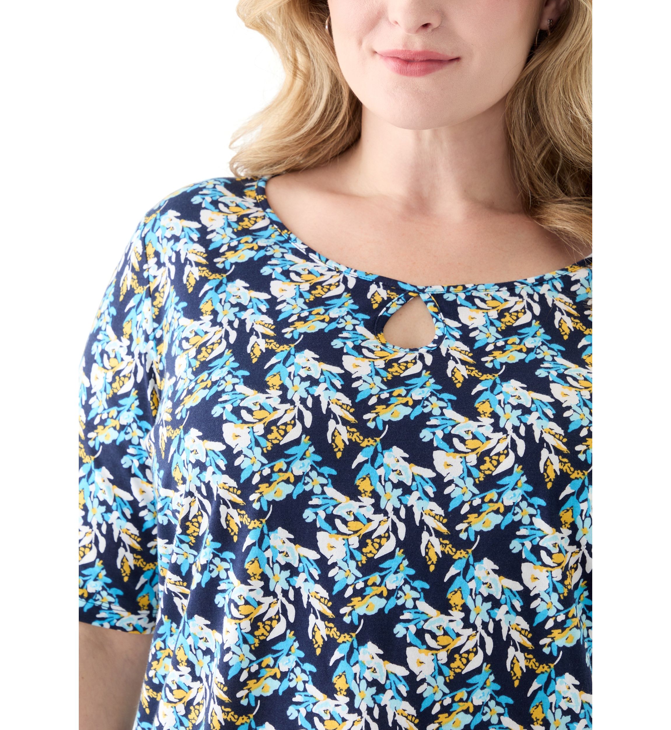 Plus Size Printed Keyhole Top