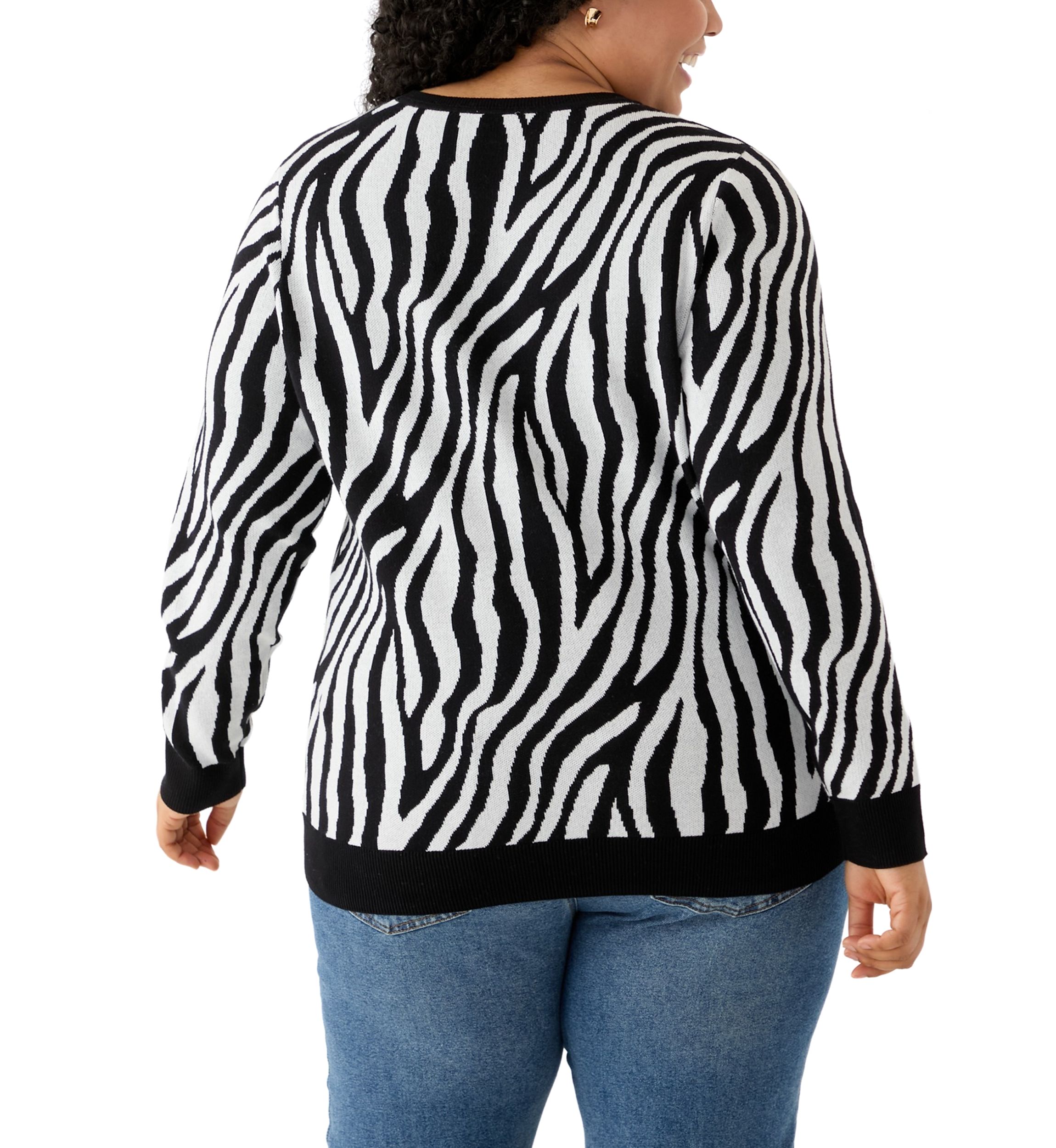 Plus Size Long Sleeve Crew Neck Zebra Print Jacquard Sweater