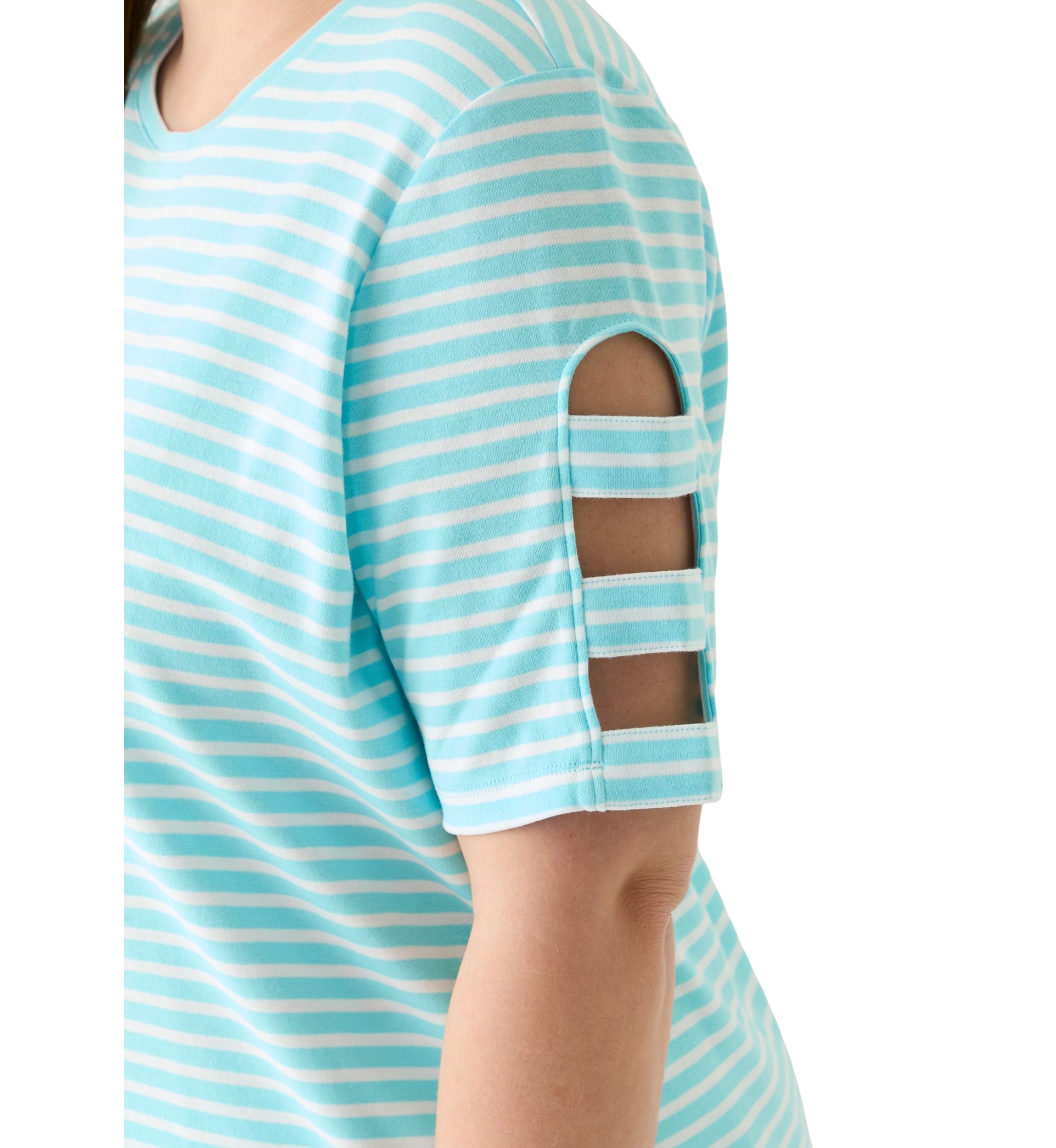 Plus Size Elbow Ladder Sleeve Top