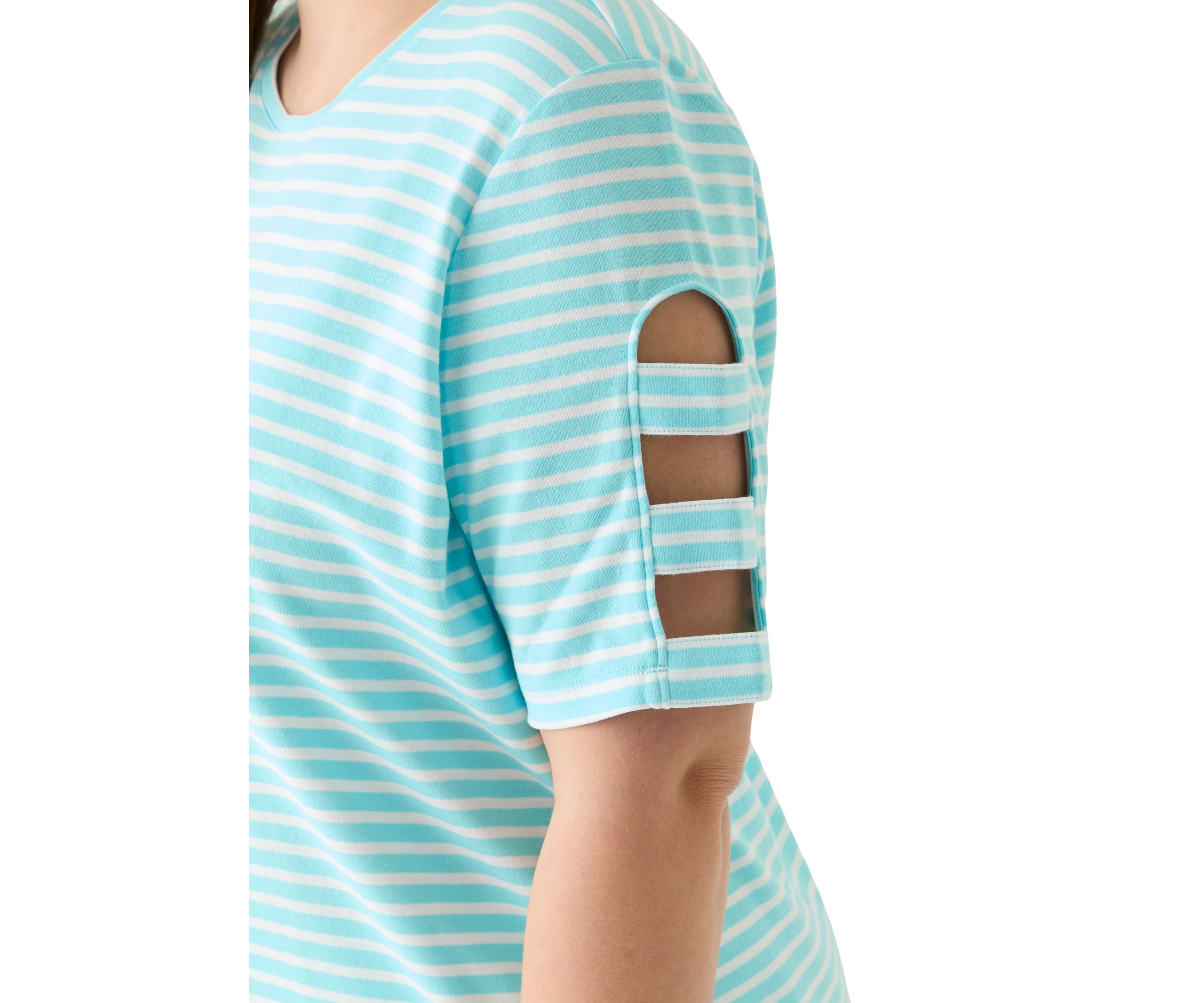 Plus Size Elbow Ladder Sleeve Top
