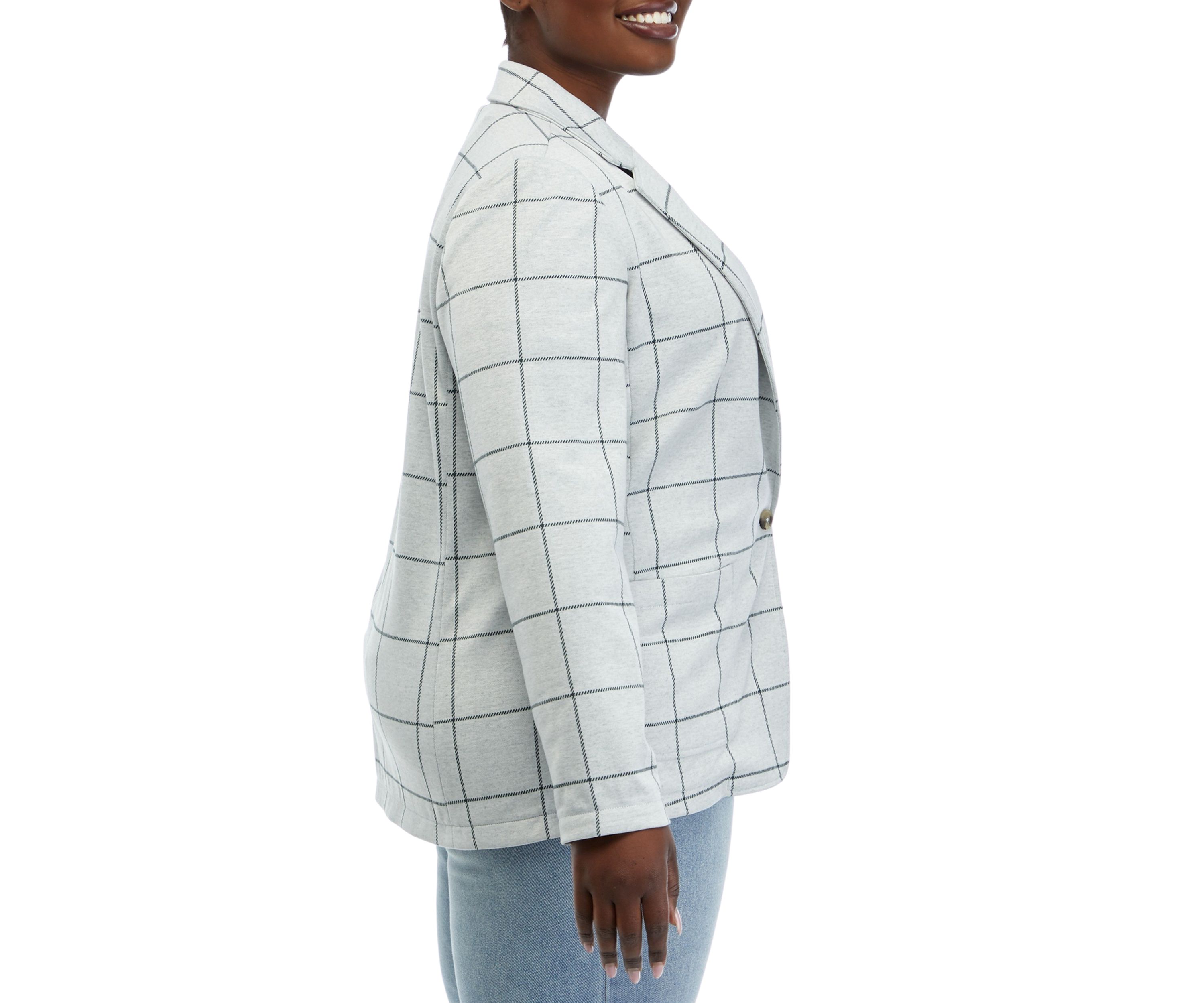 Plus Size Knit Blazer
