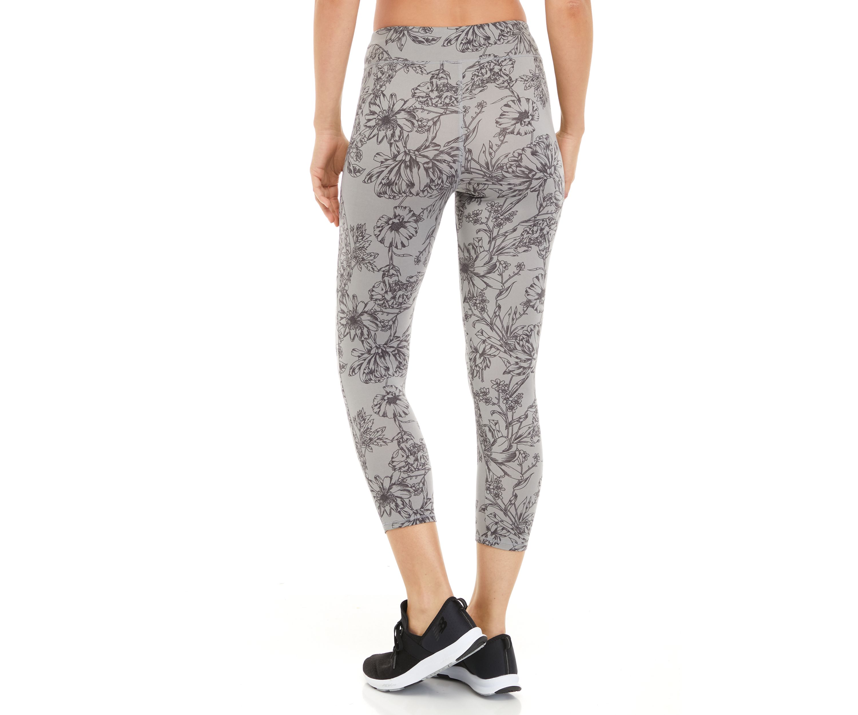 Studio Capri Yummy Leggings