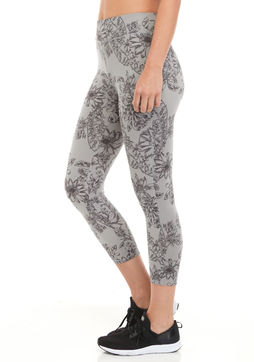 Studio Capri Yummy Leggings