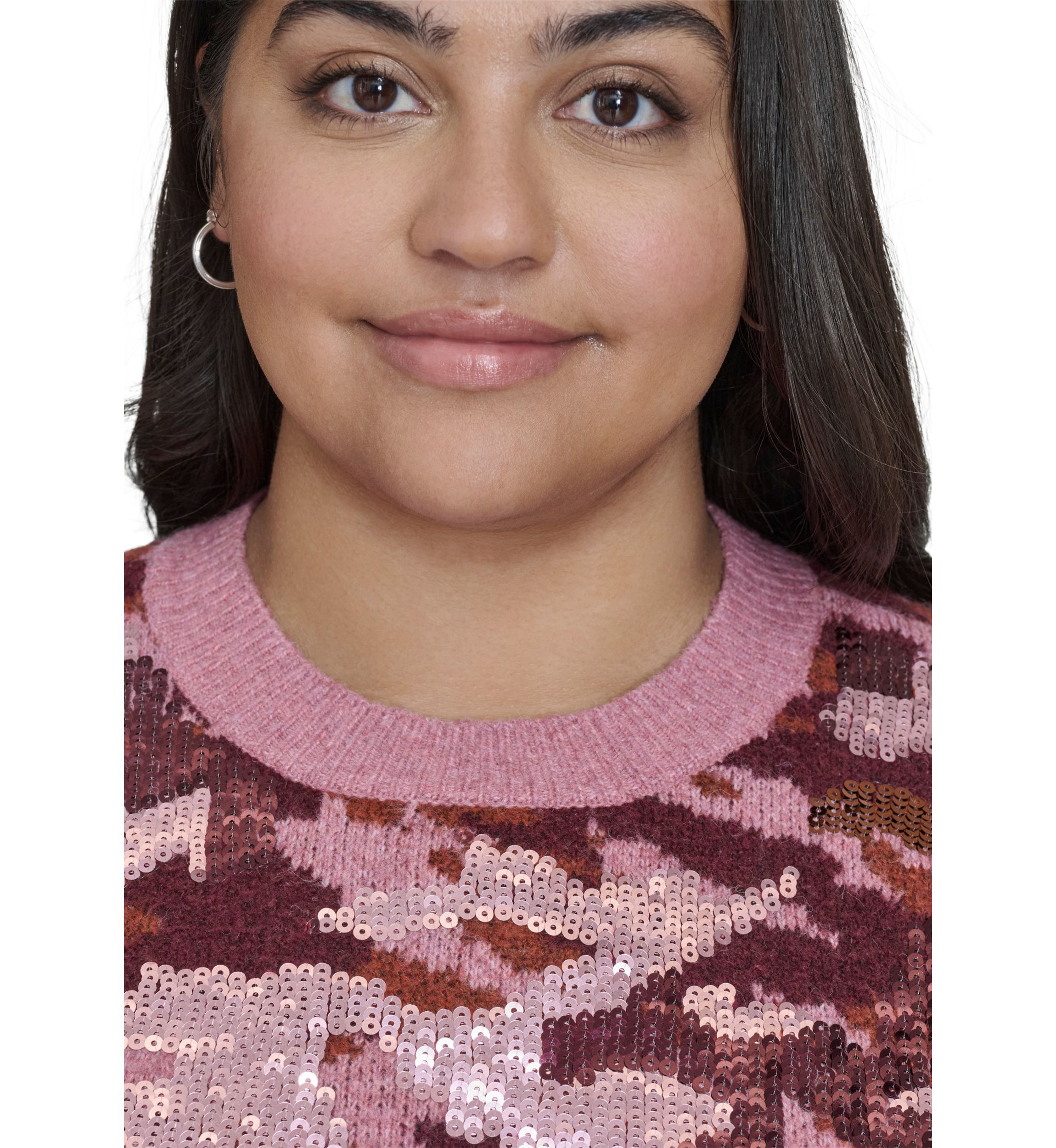 Plus Size Sequin Camo Crew Neck Pullover 