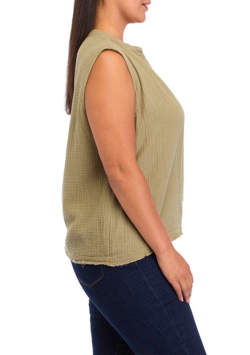 Plus Size Gauze Sleeveless Crop Top