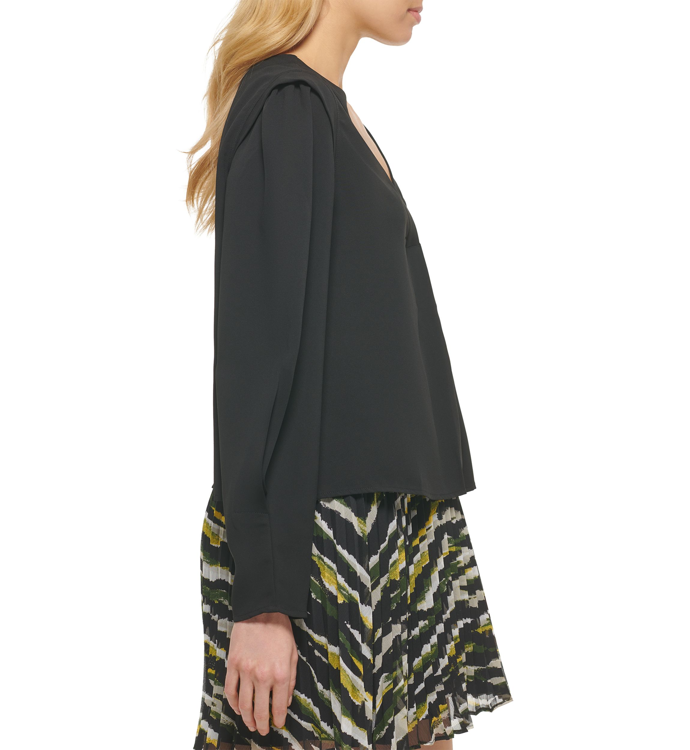 Womens Long Sleeve Cropped V-Neck Blouse