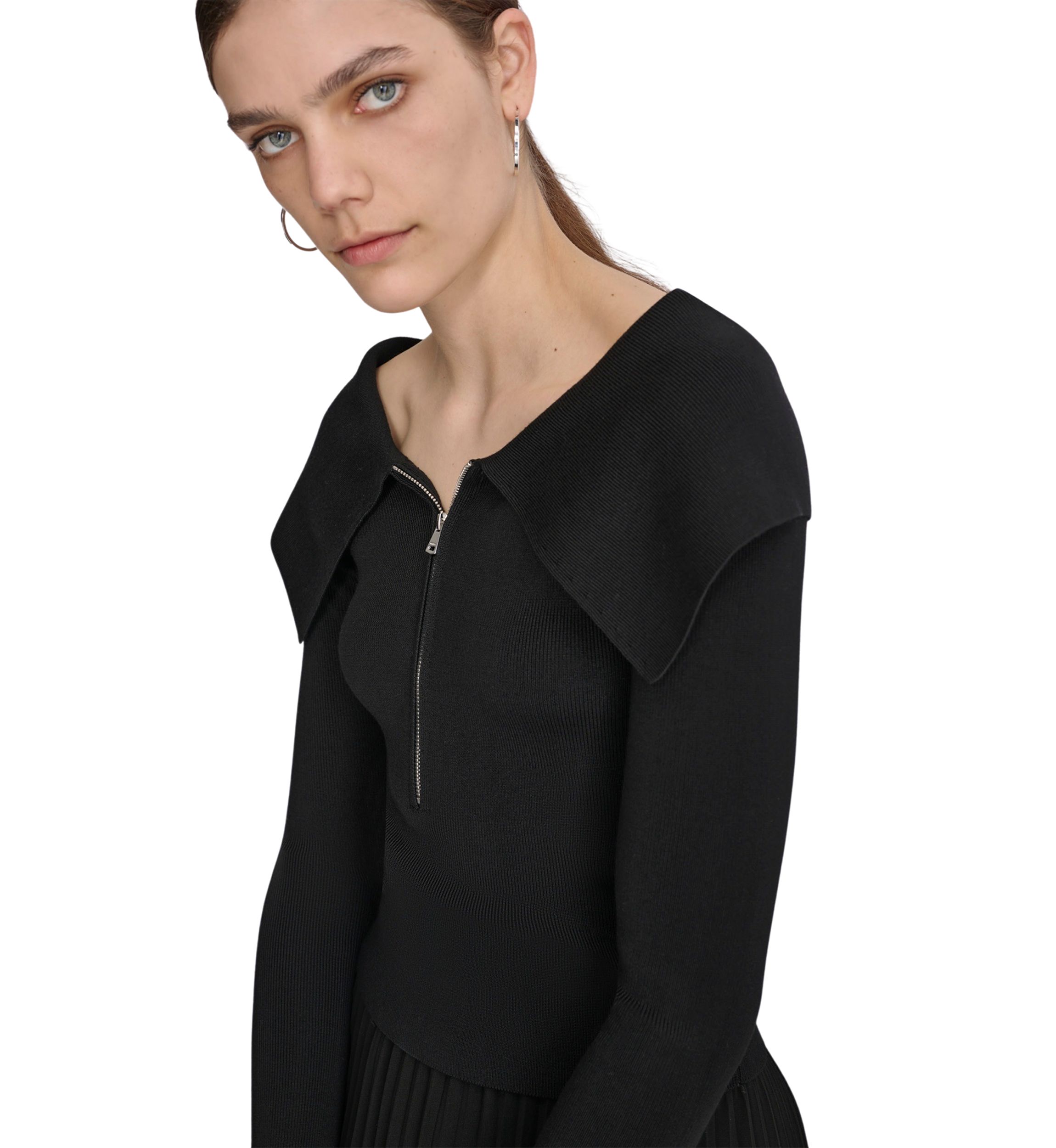 Womens Long Sleeve Zippered Collar Sweater 