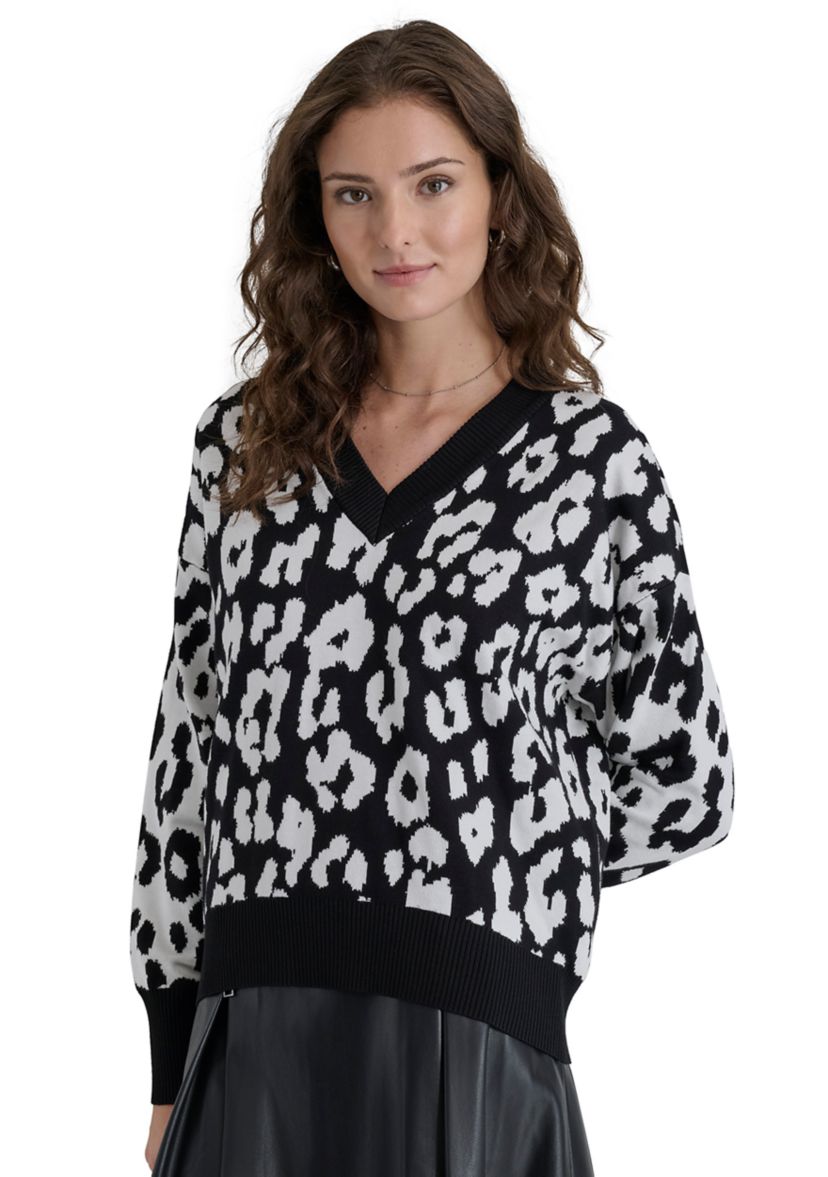 Womens Long Sleeve Animal Print Sweater 