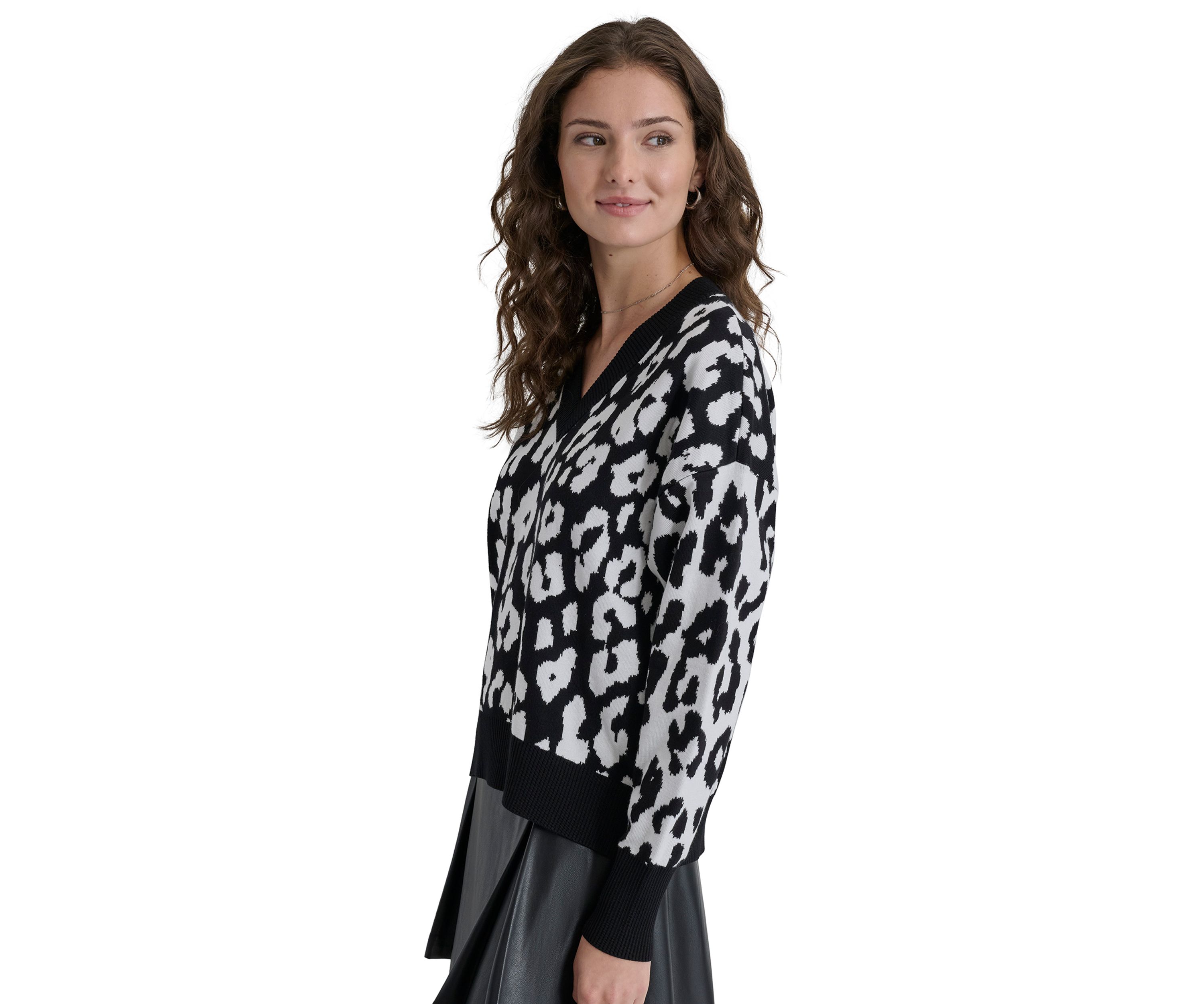 Womens Long Sleeve Animal Print Sweater 