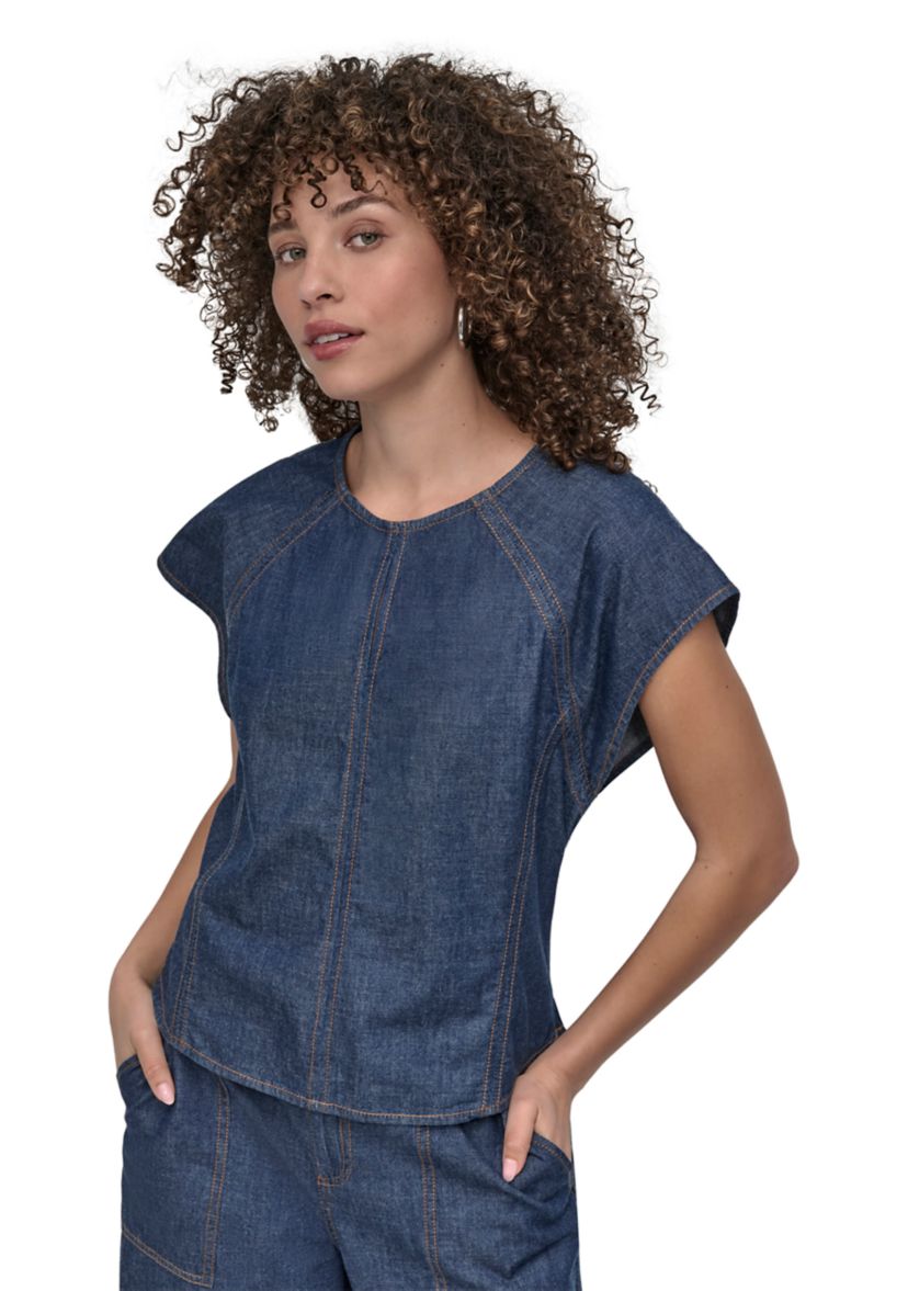 Womens Flutter Sleeve Keyhole Chambray Top