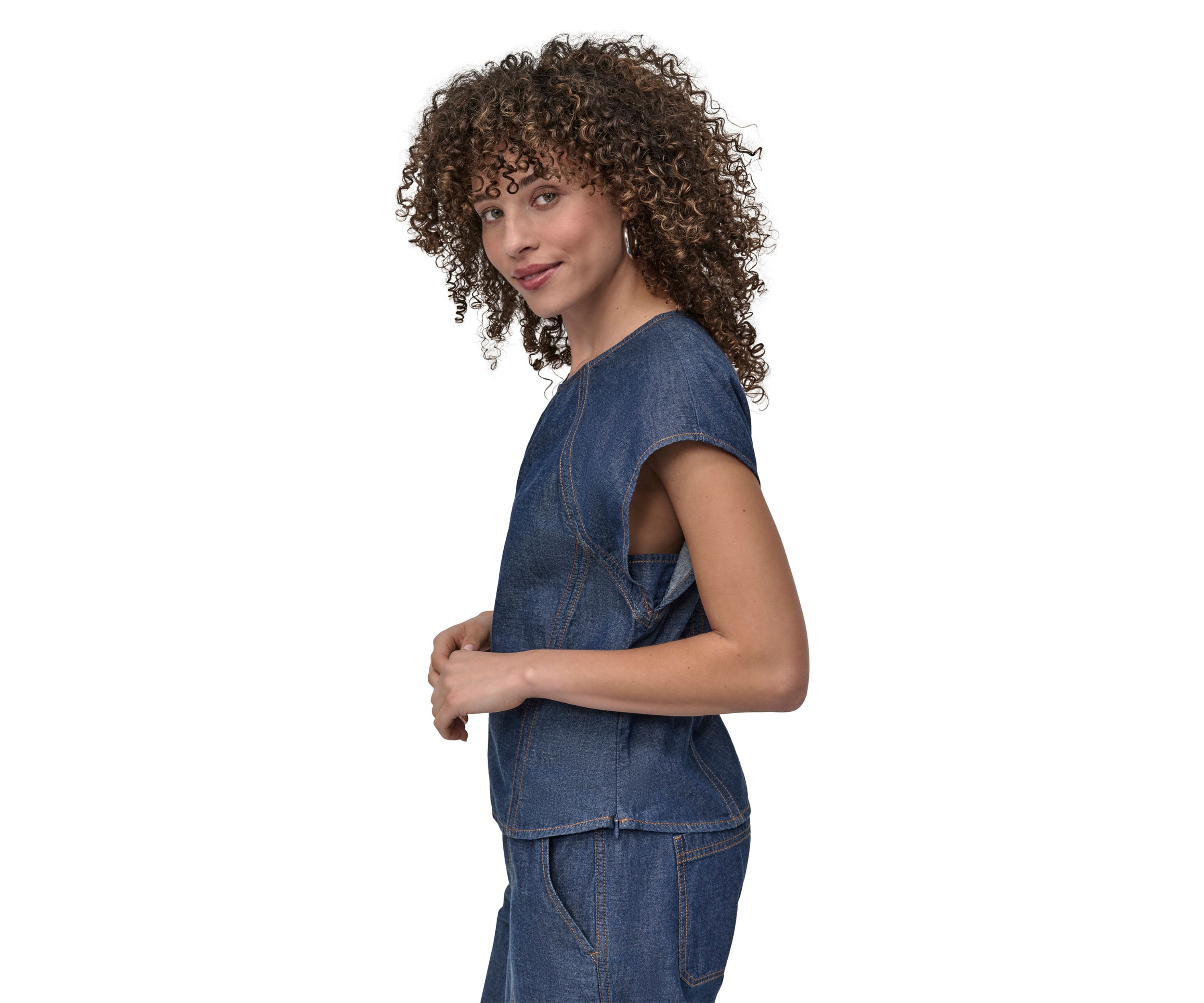 Womens Flutter Sleeve Keyhole Chambray Top
