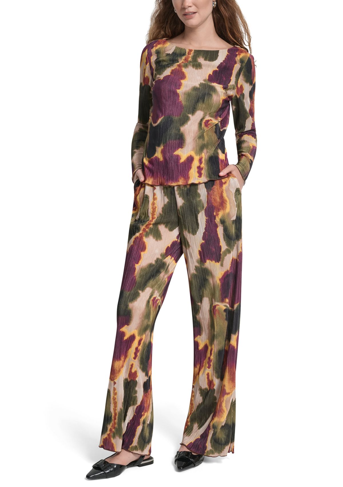 Womens Printed Boat Neck Plissé Top