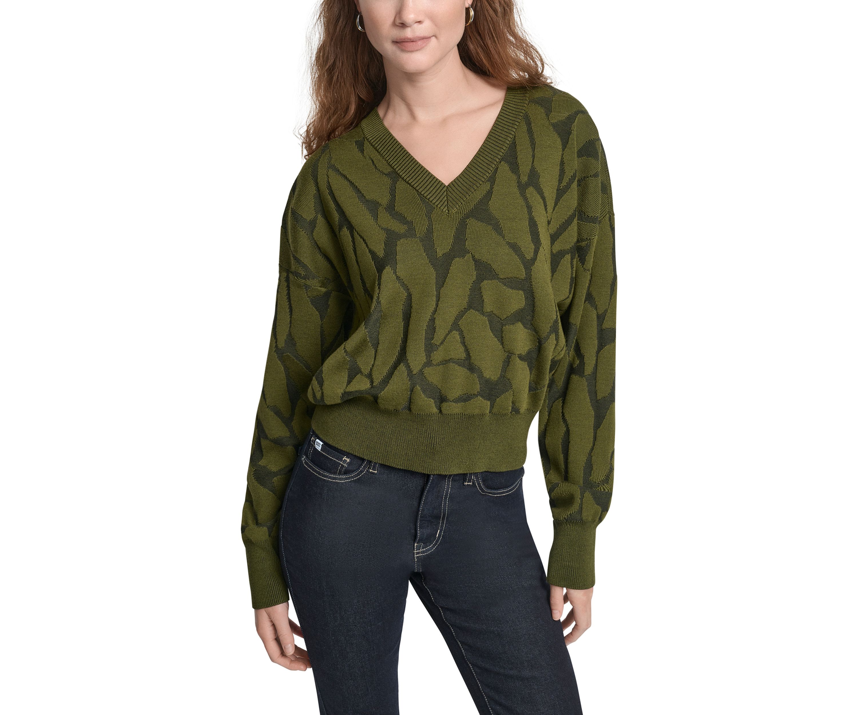 Womens Long Sleeve Textured V-Neck Sweater 