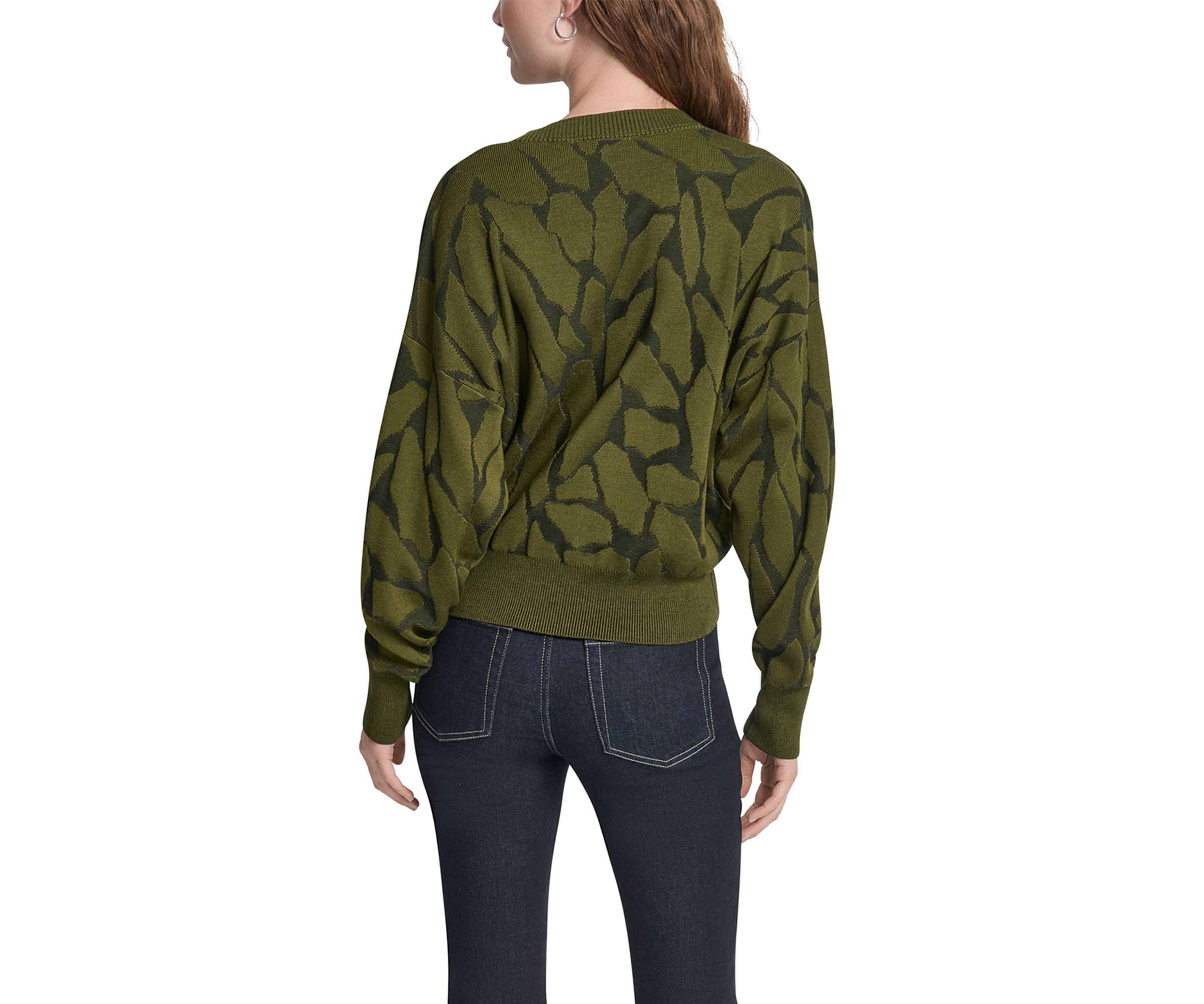 Womens Long Sleeve Textured V-Neck Sweater 