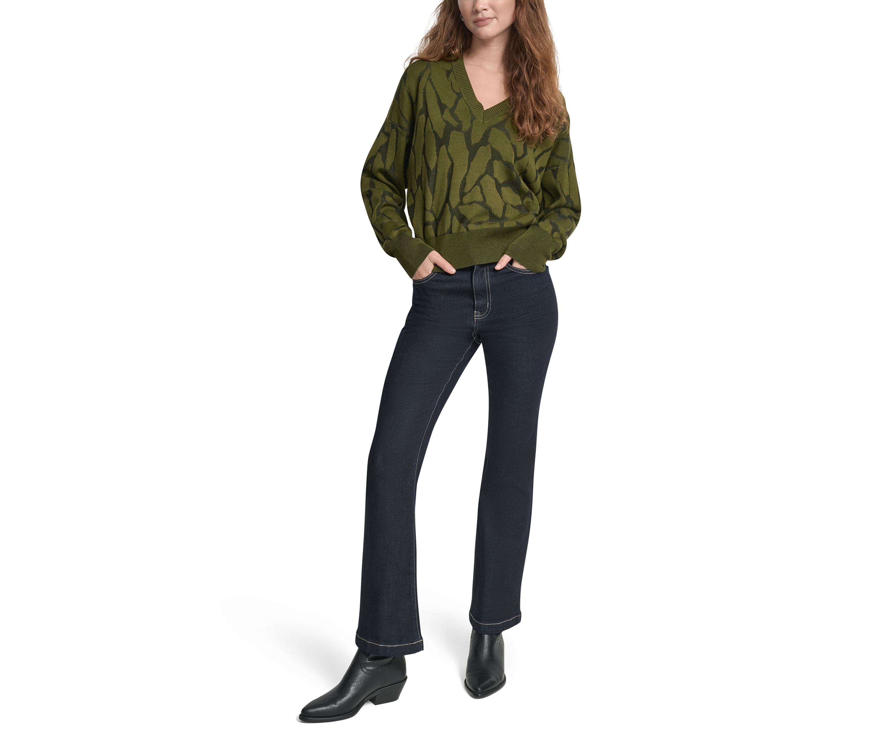 Womens Long Sleeve Textured V-Neck Sweater 