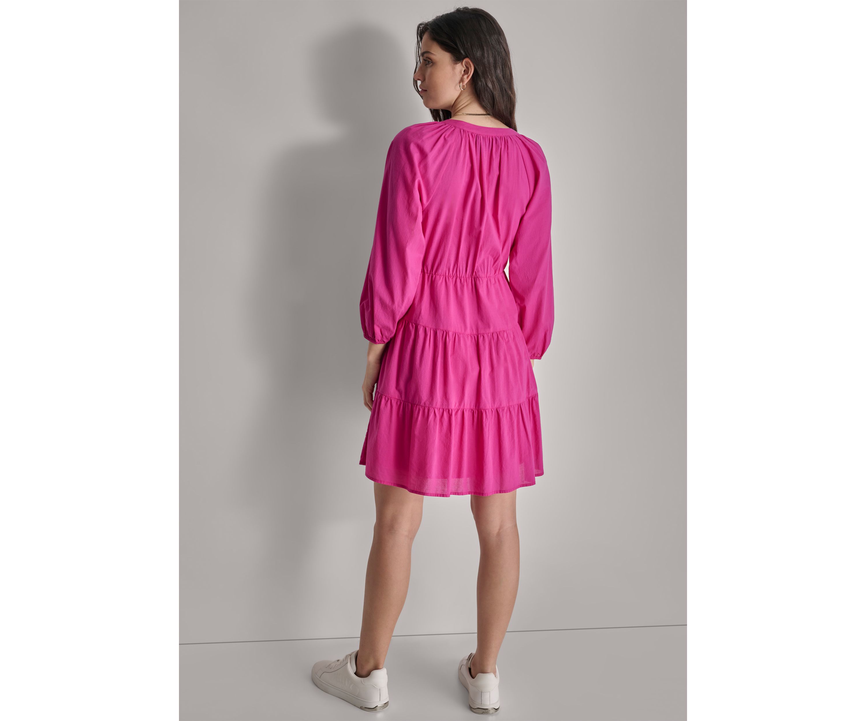 Womens 3/4 Sleeve Split Neck Tiered Skirt 