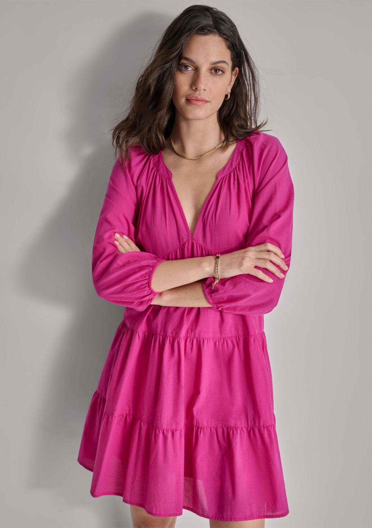 Womens 3/4 Sleeve Split Neck Tiered Skirt 