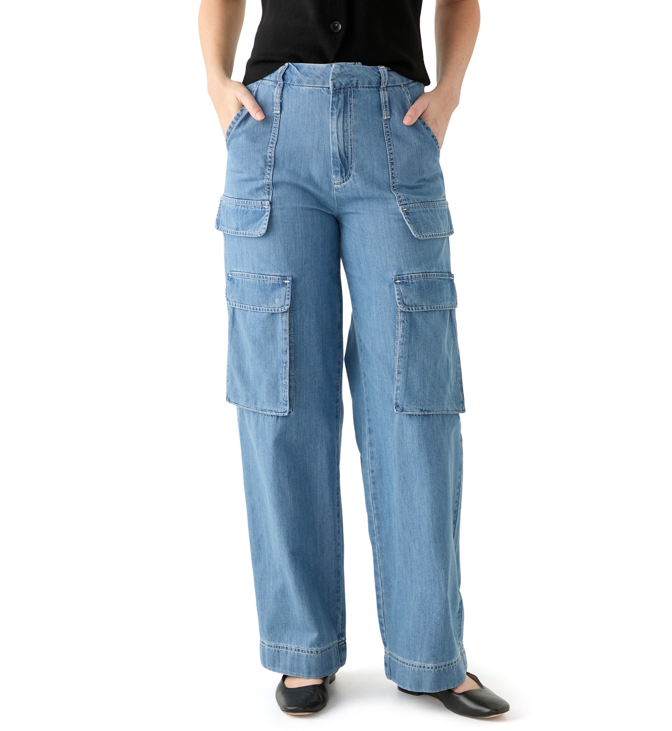 Womens Wide Leg Cargo Jeans