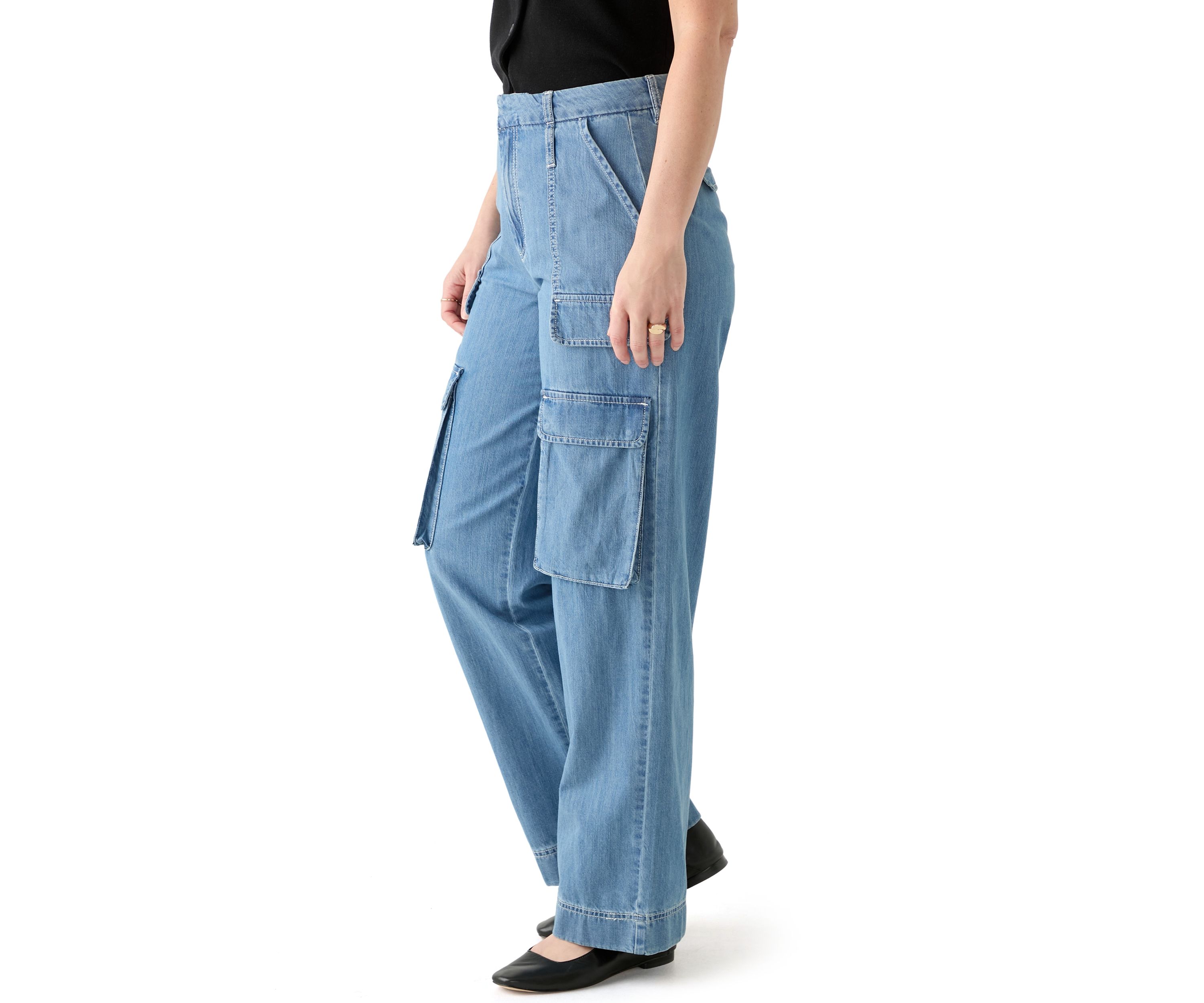 Womens Wide Leg Cargo Jeans