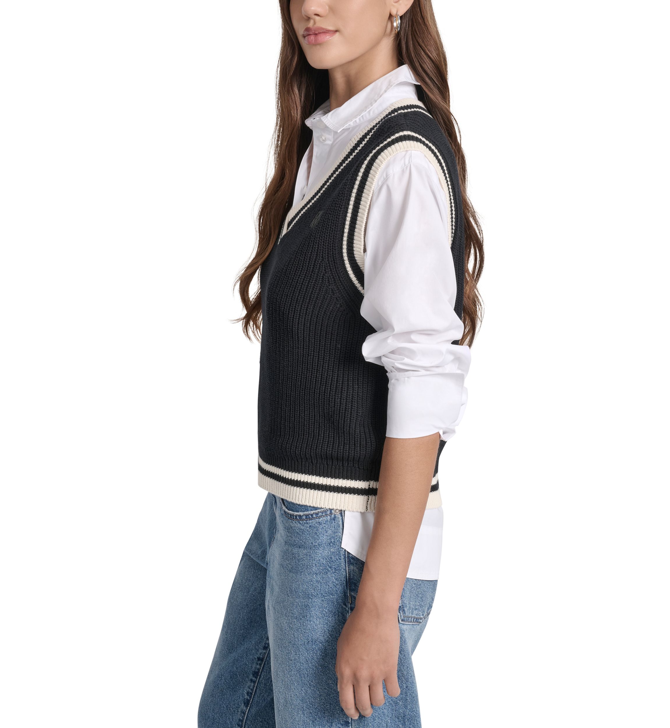 Womens V-Neck Tipped Sleeveless Sweater