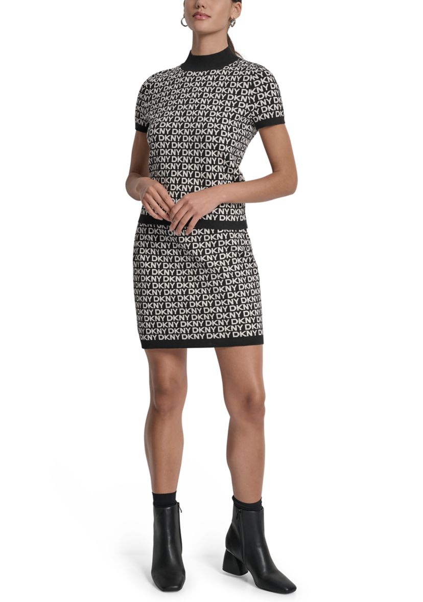 Womens Logo Jacquard Short Sleeve Mock Neck  Top
