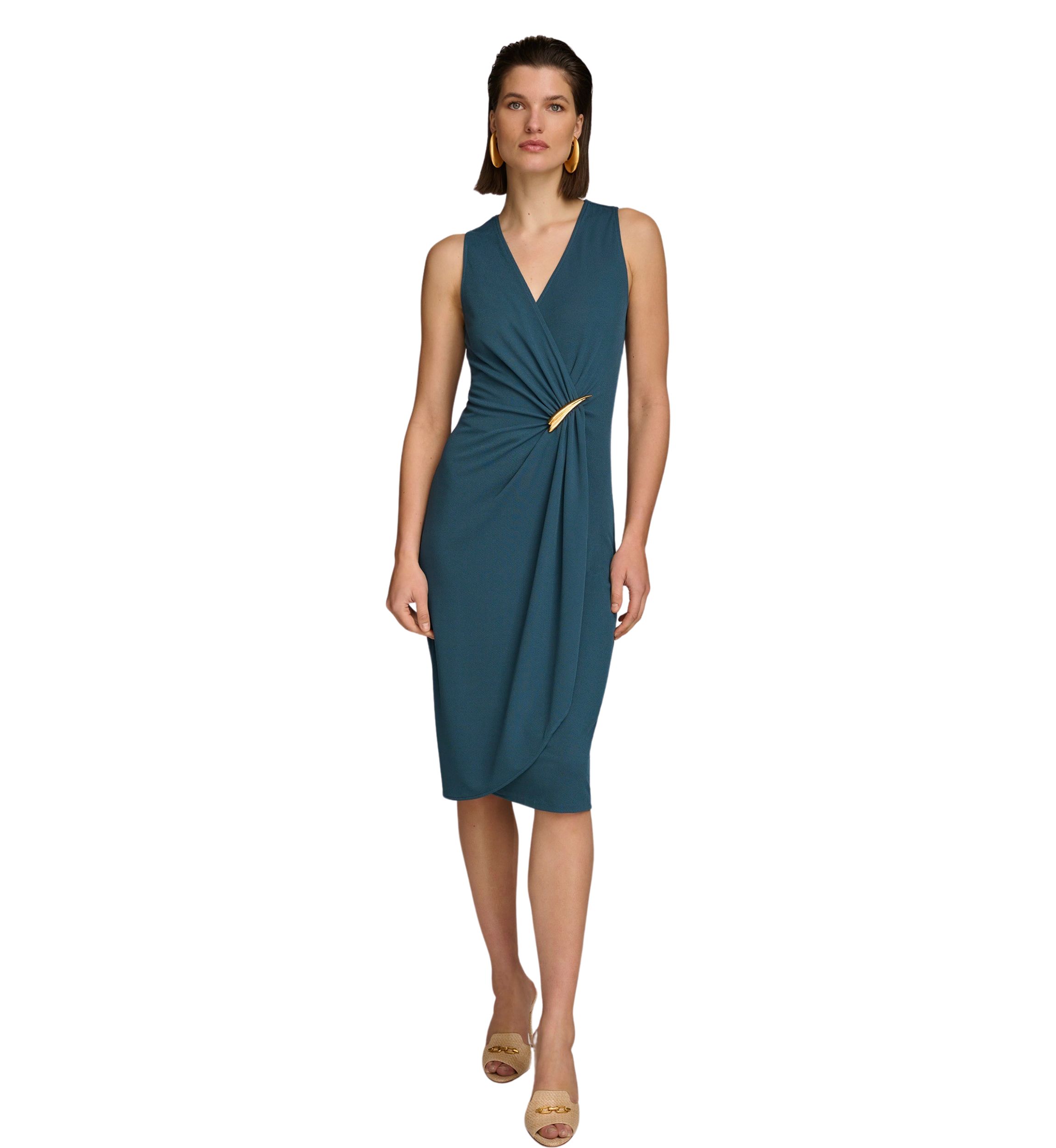 Womens Sleeveless Solid Knit Dress
