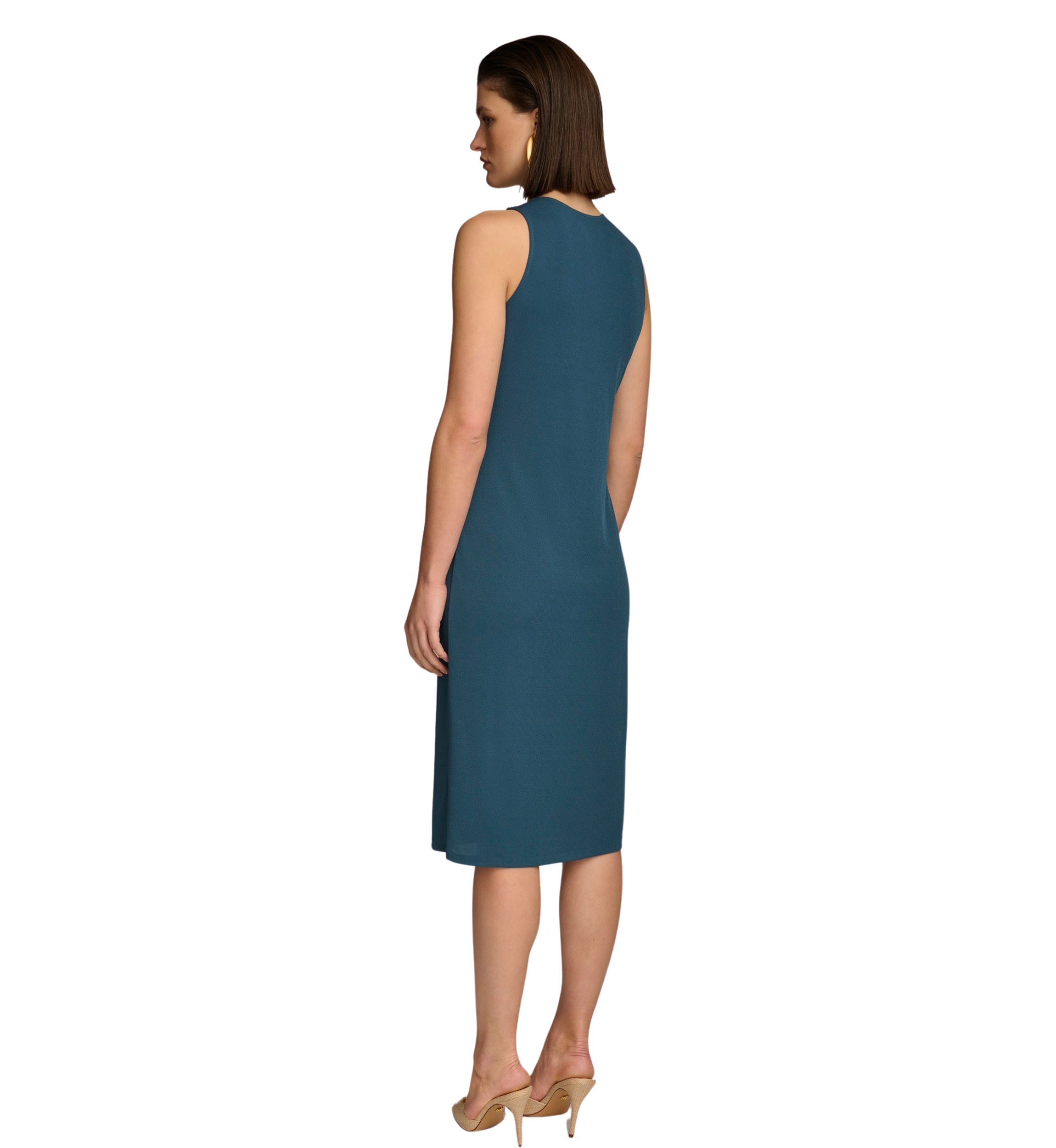 Womens Sleeveless Solid Knit Dress