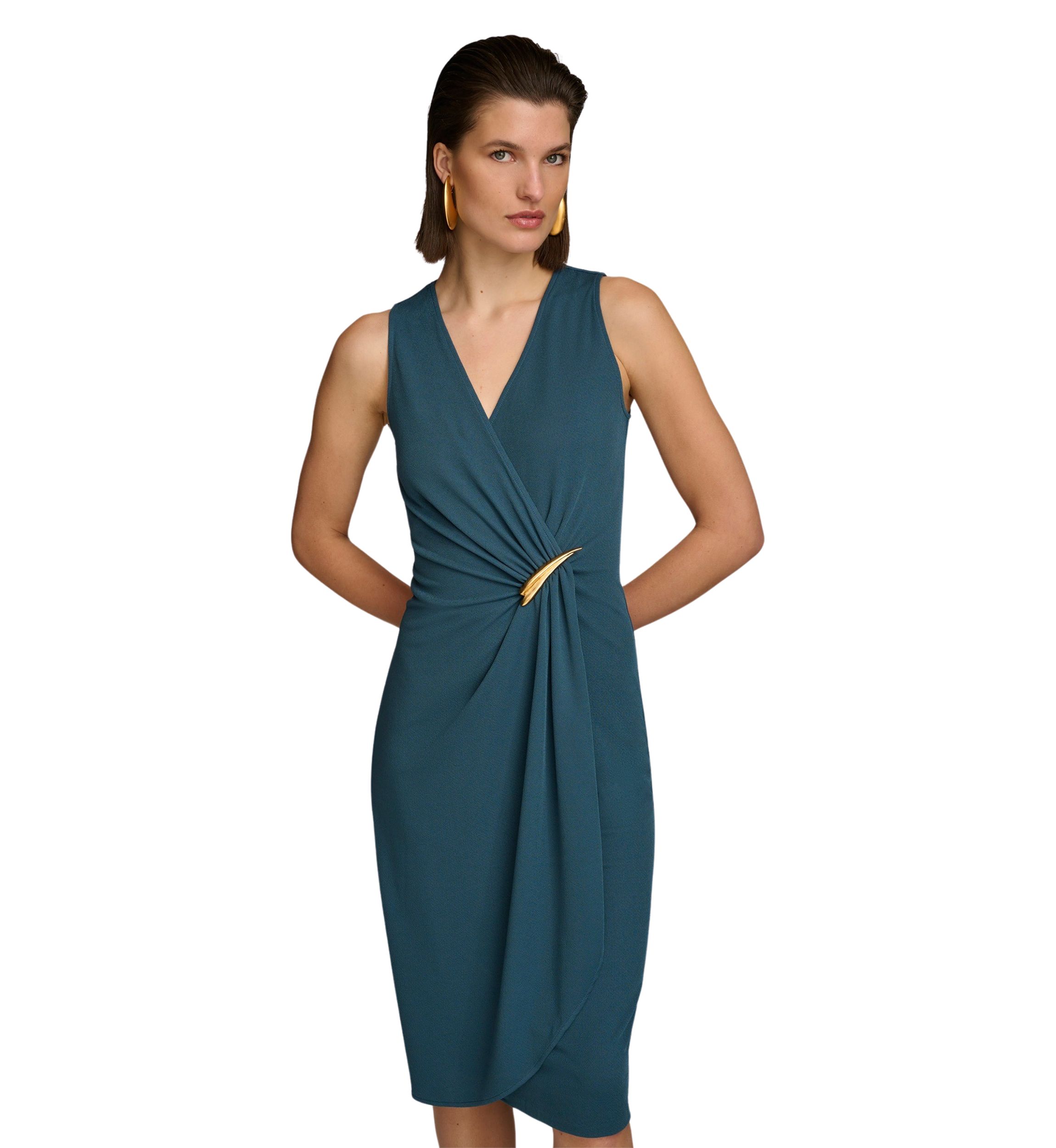 Womens Sleeveless Solid Knit Dress
