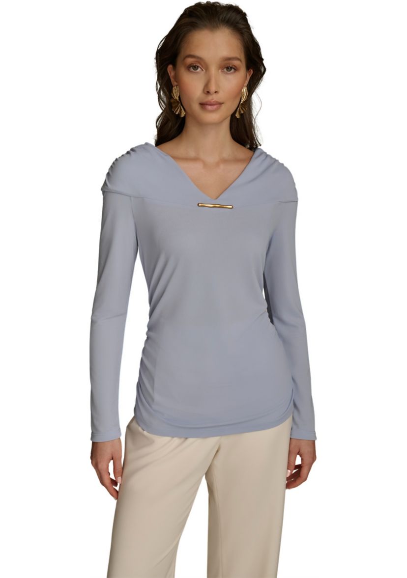 Womens Long Sleeve V-Neck Hardware Knit Top