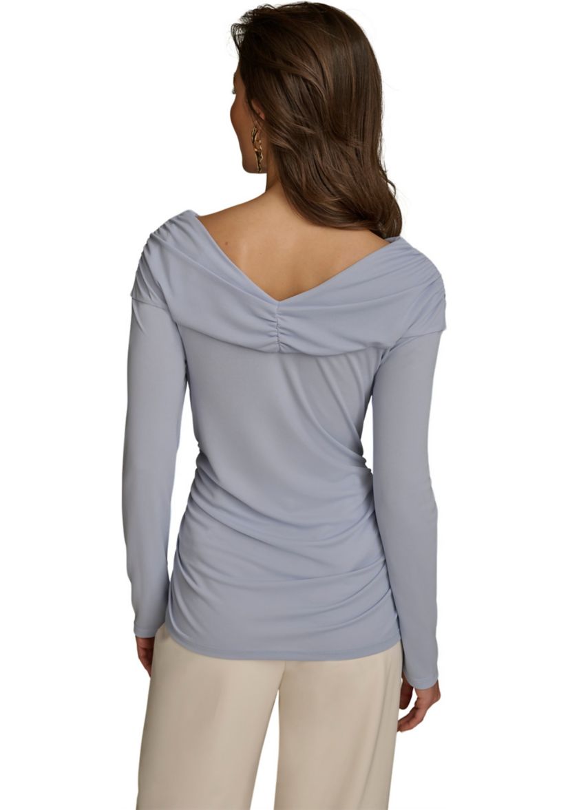 Womens Long Sleeve V-Neck Hardware Knit Top