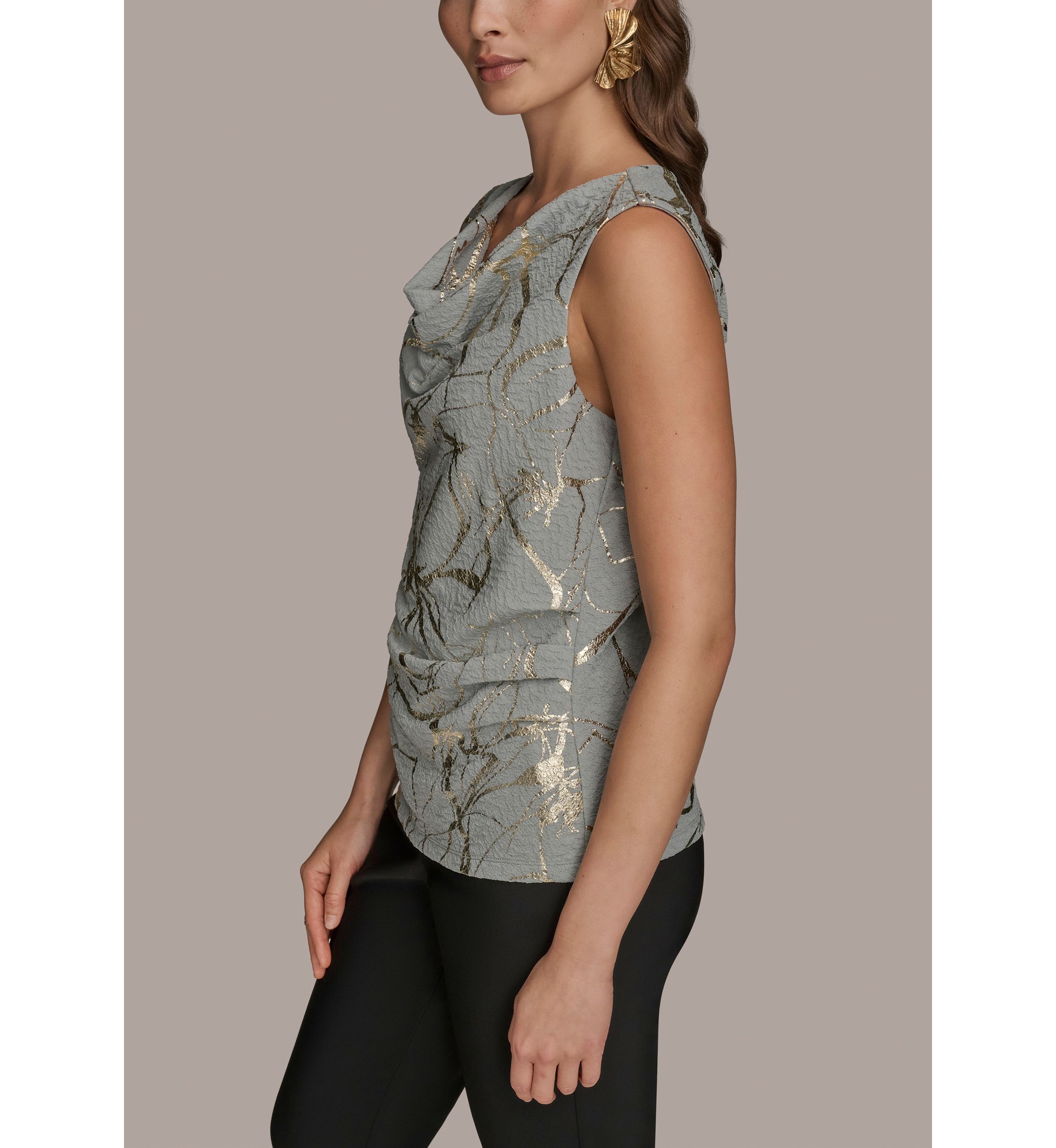 Womens Sleeveless Metallic Knit Blouse