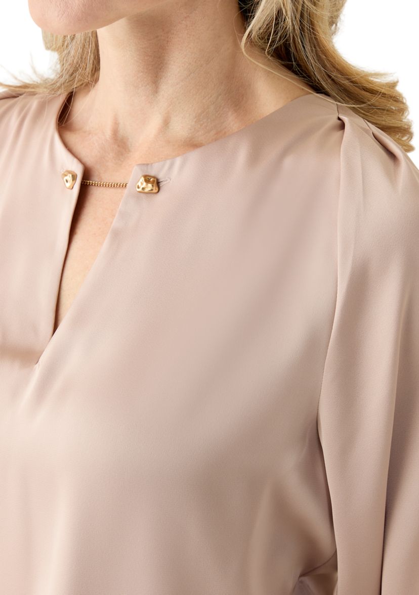 Womens Long Sleeve Crepe Knit Top