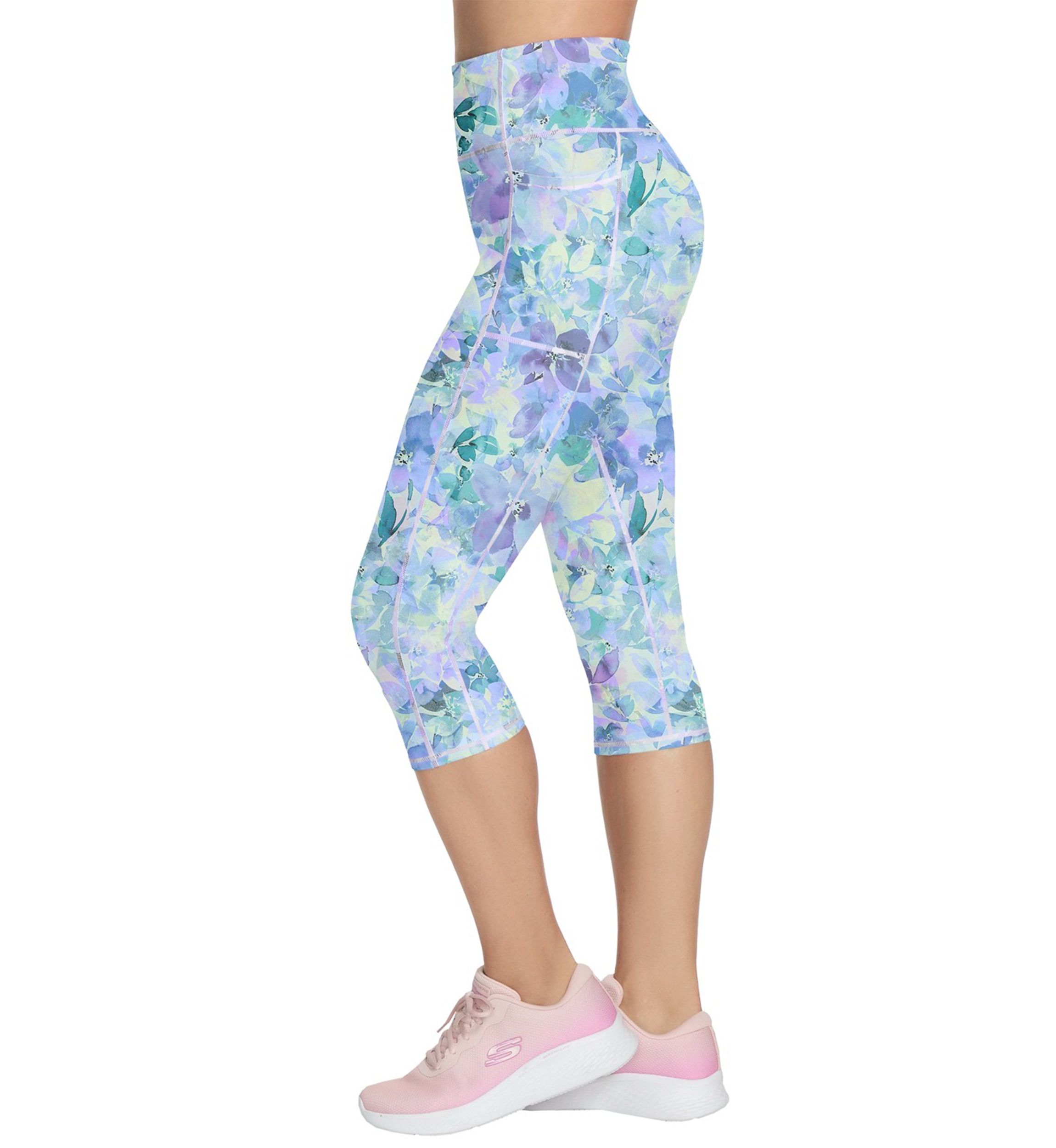 Go Walk Seascape Floral Capri Pants