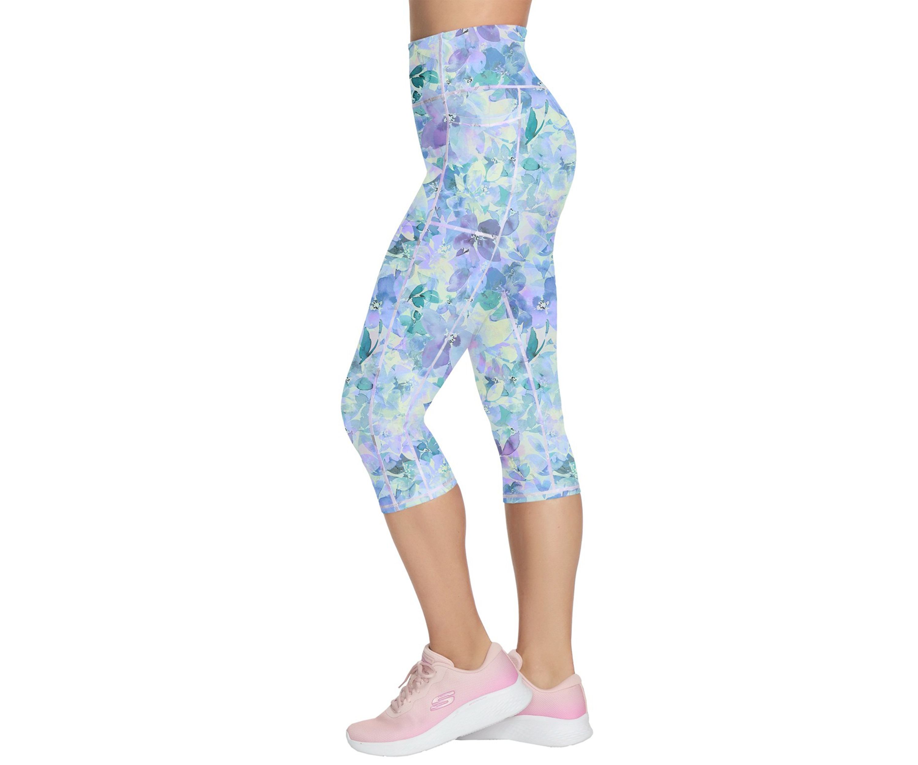 Go Walk Seascape Floral Capri Pants