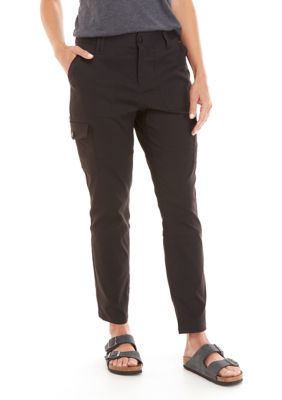 Ocean & Coast® Women's Stretch Woven Cargo Pants | belk