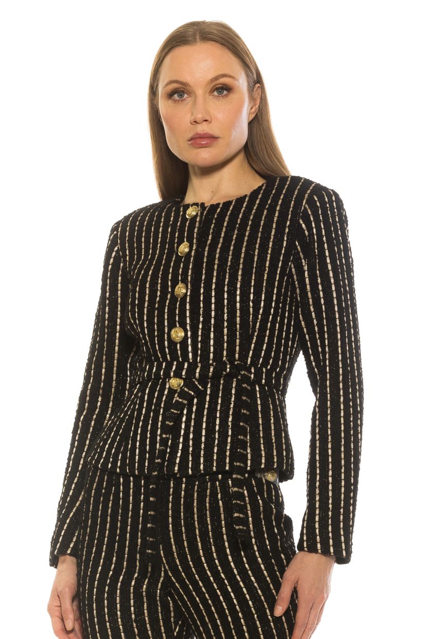 Arjun Scoop Neck Jacket