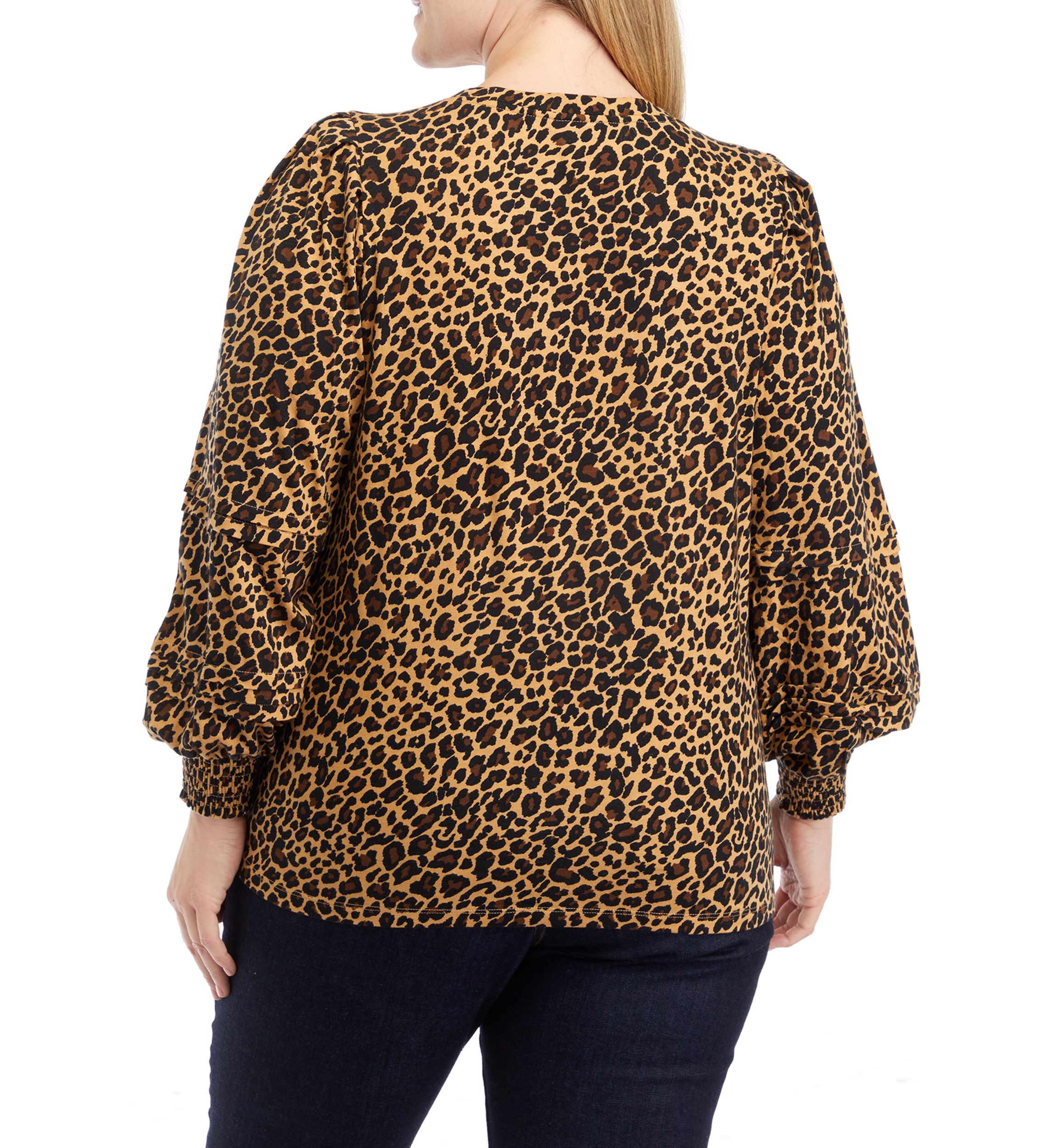Plus Size Animal Print Pintuck Top 