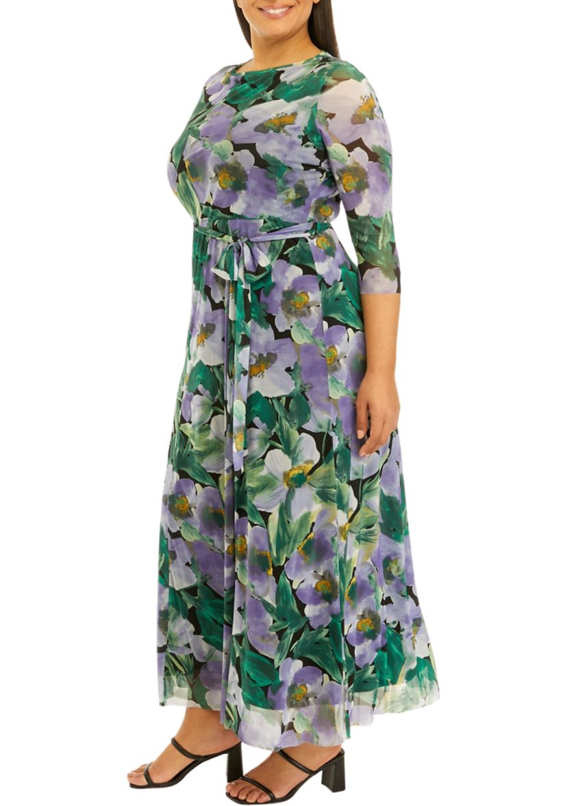 Plus Size Printed Mesh 3/4 Sleeve Maxi Dress
