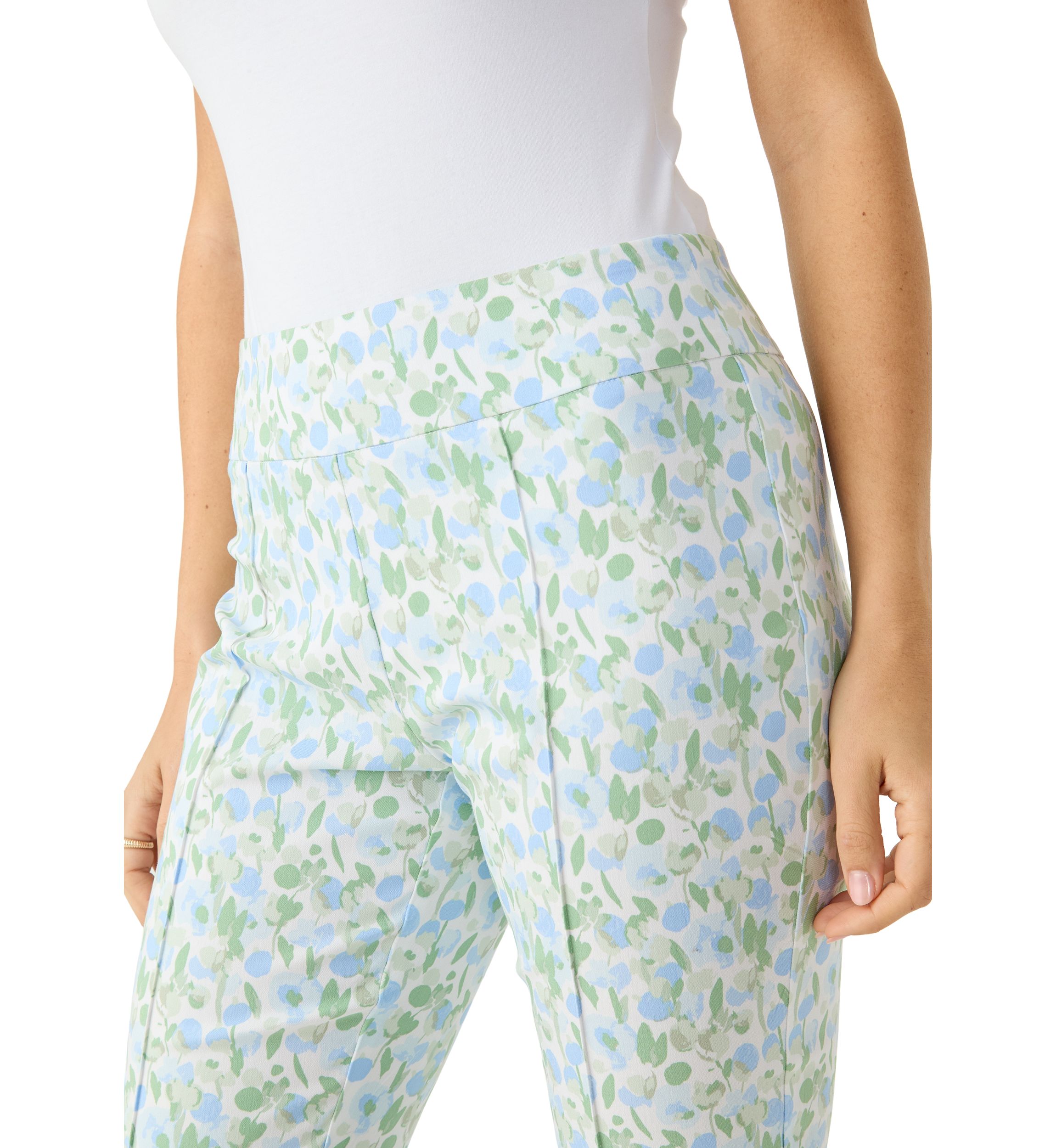 Womens Millennium Pintuck Capri Pants 