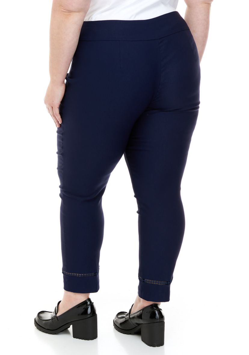 Plus Size Tech Stretch Ankle Leggings