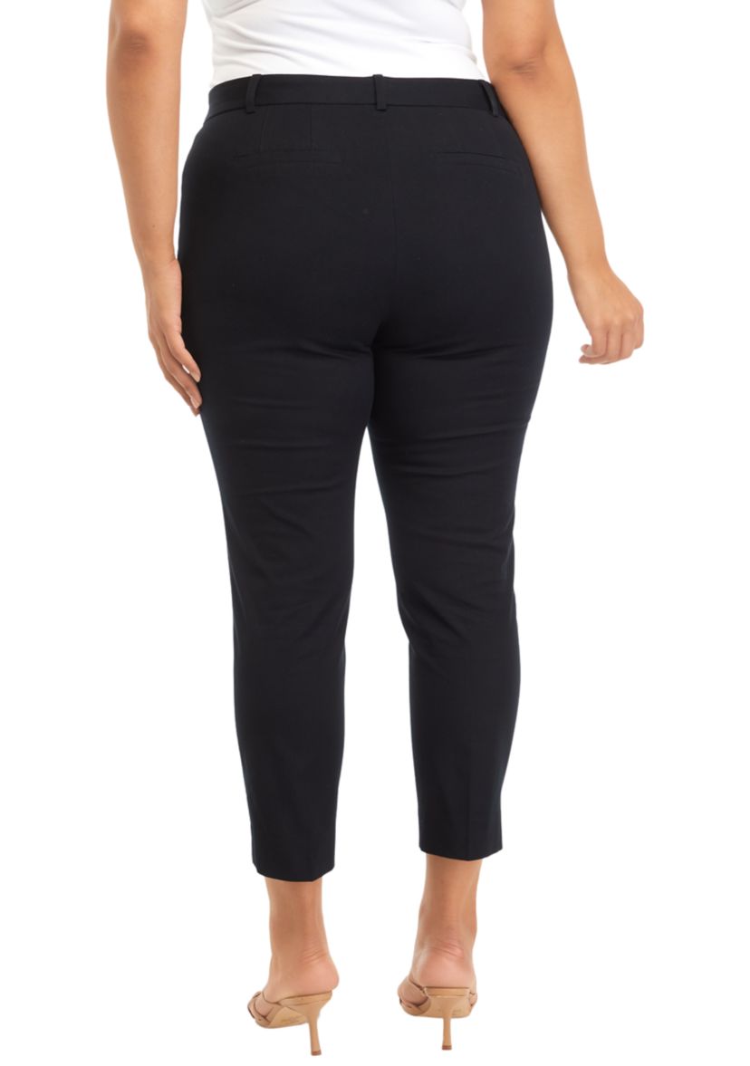 Plus Size Bi Stretch Fly Front Short Pants