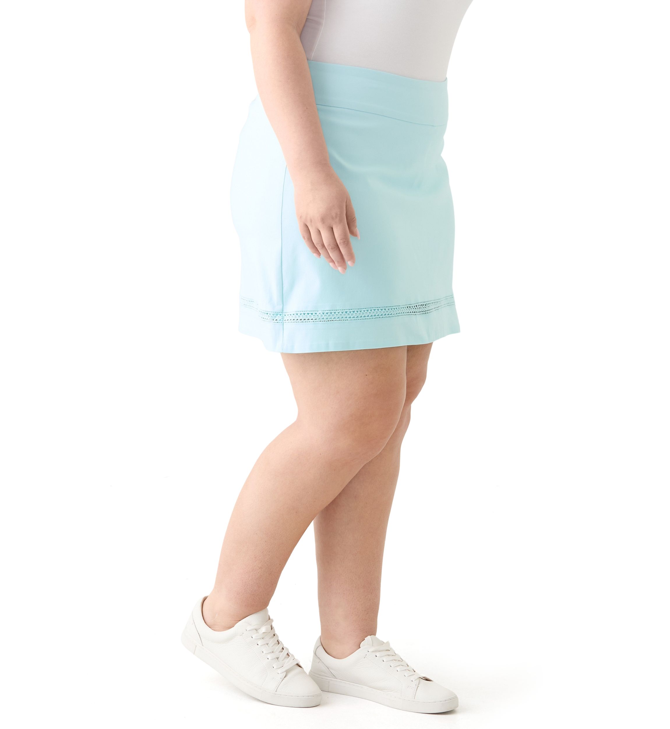 Plus Size Crochet Trim Skort