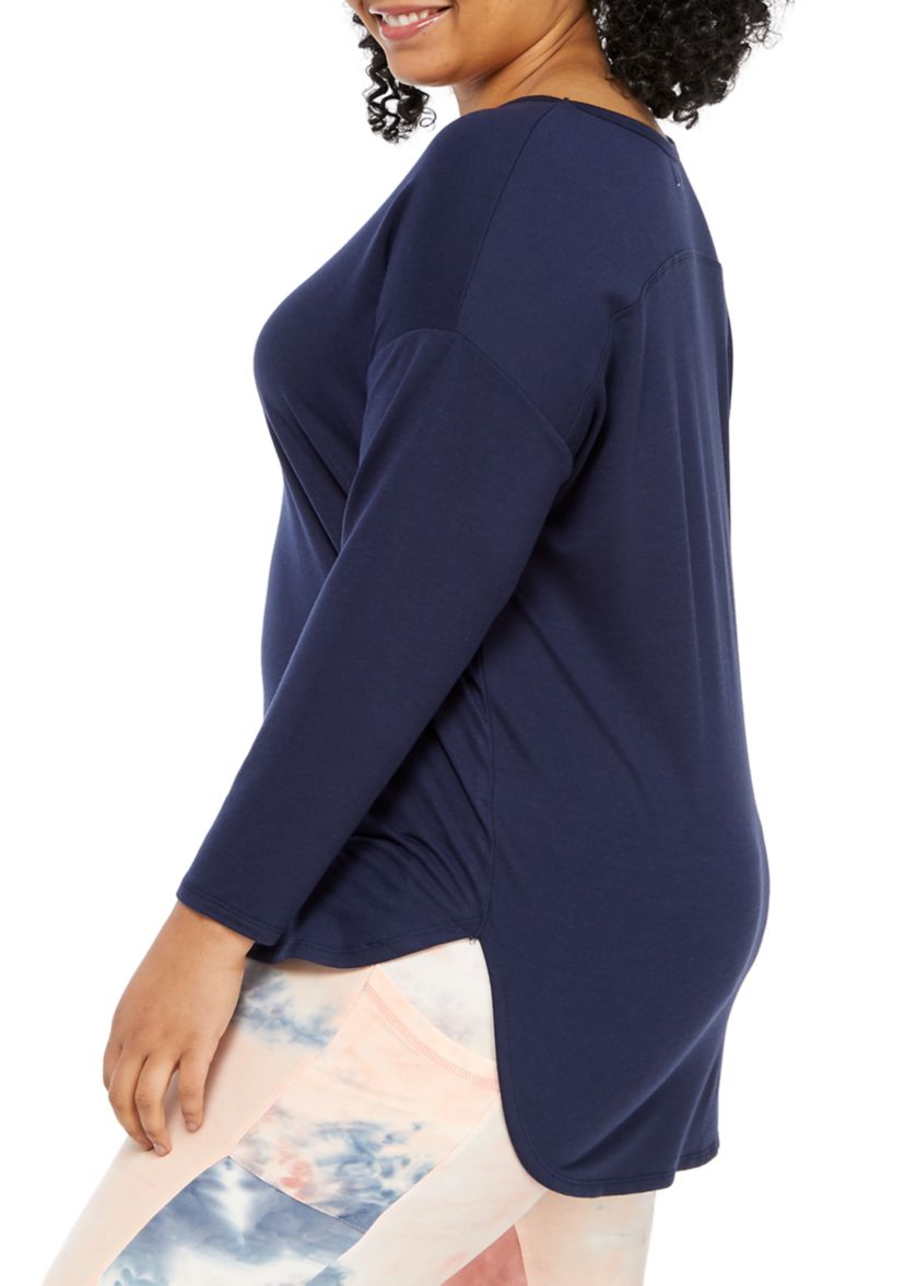 Studio Plus Size Long Sleeve Graphic Pullover