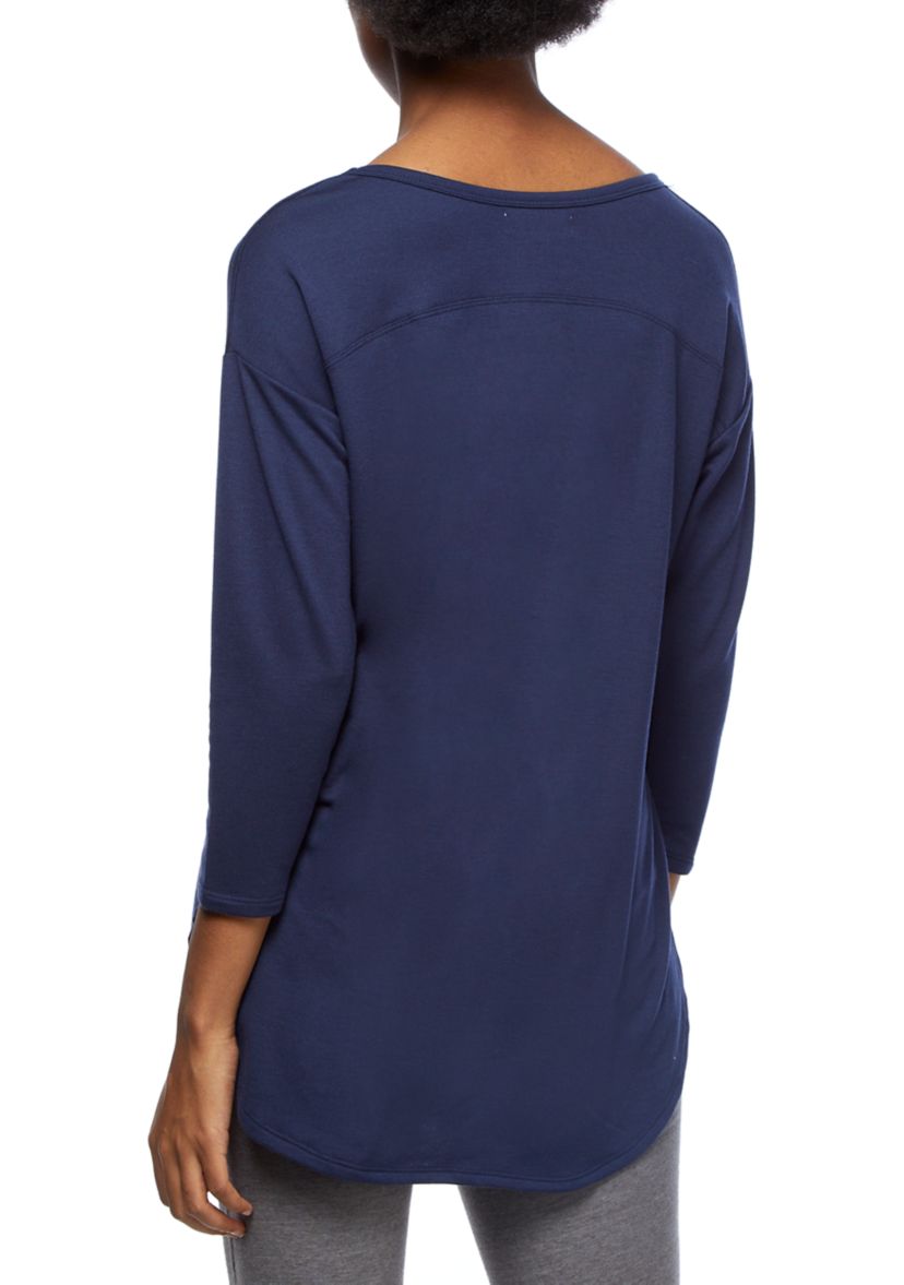Studio Womens Long Sleeve Graphic T-Shirt 