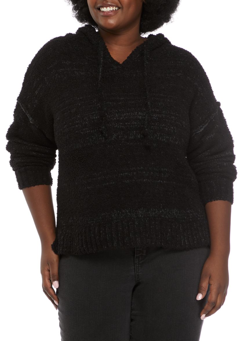 Plus Size Hooded Pullover 