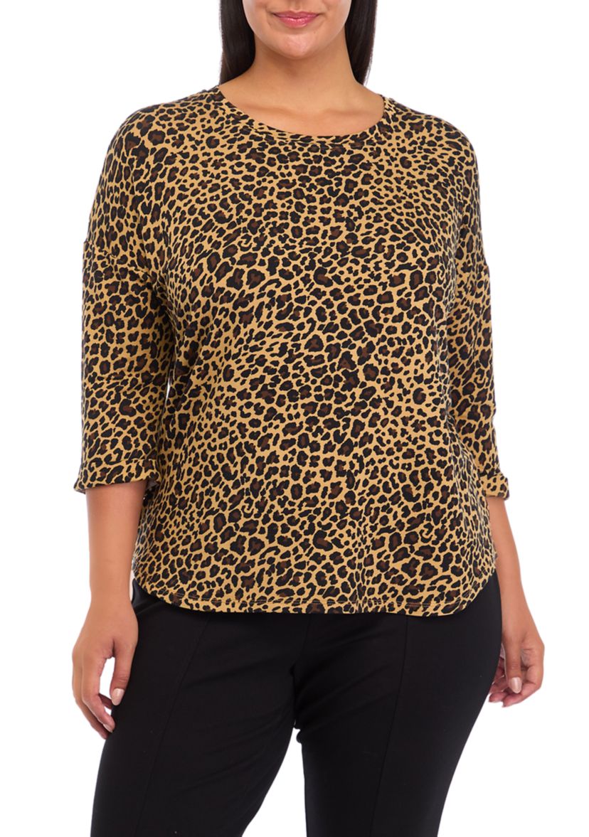Plus Size 3/4 Sleeve Round Hem T-Shirt