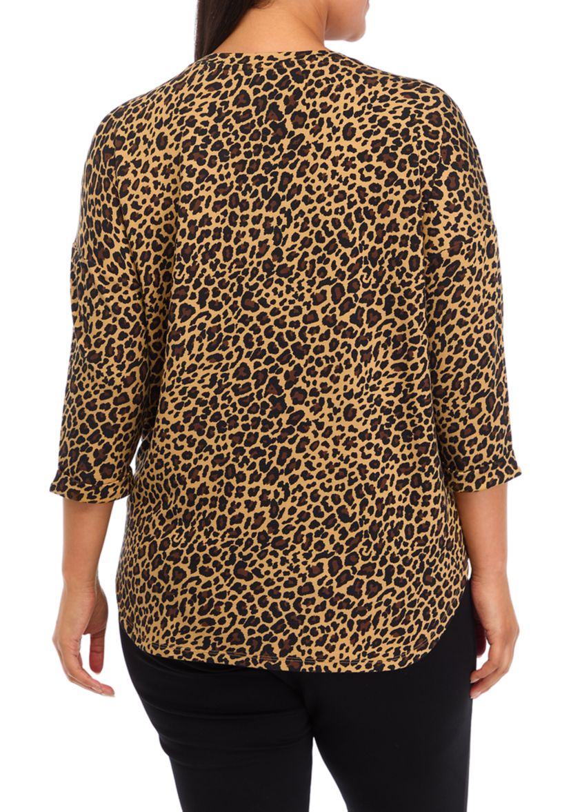 Plus Size 3/4 Sleeve Round Hem T-Shirt