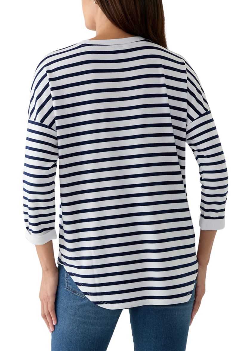Womens 3/4 Sleeve Smile Hem Top